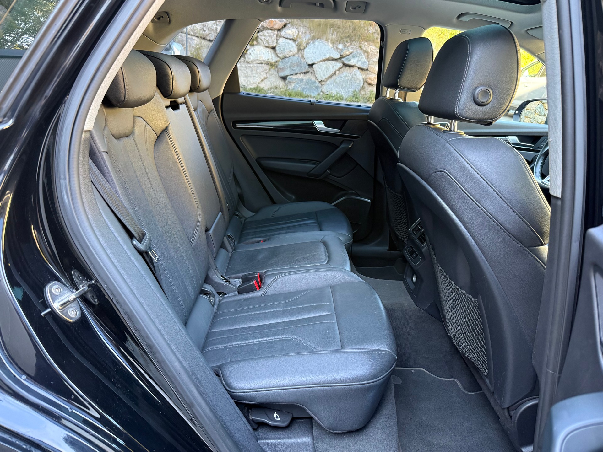 AUDI Q5 2.0 TFSI quattro S-tronic-image-15
