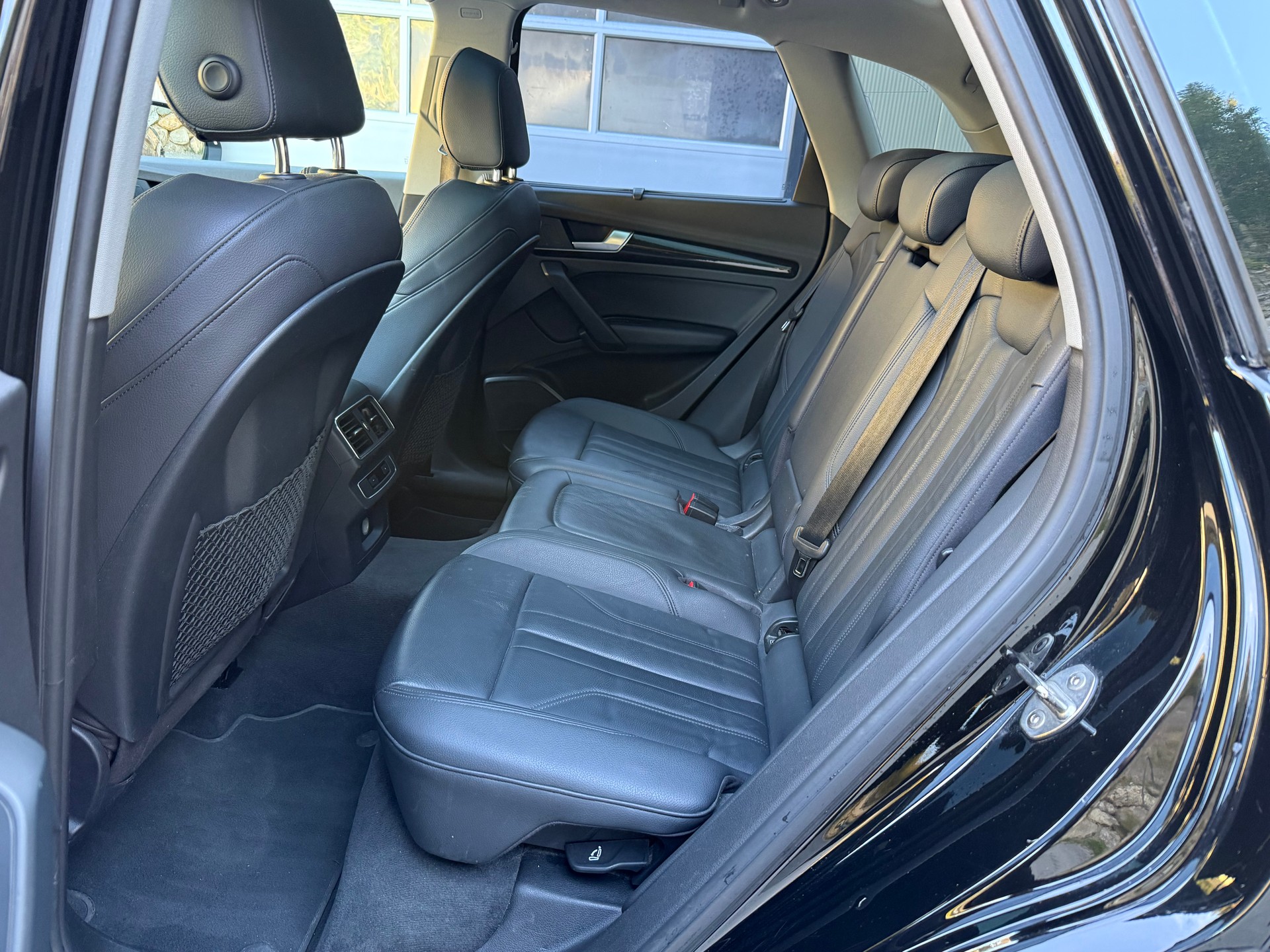 AUDI Q5 2.0 TFSI quattro S-tronic-image-14