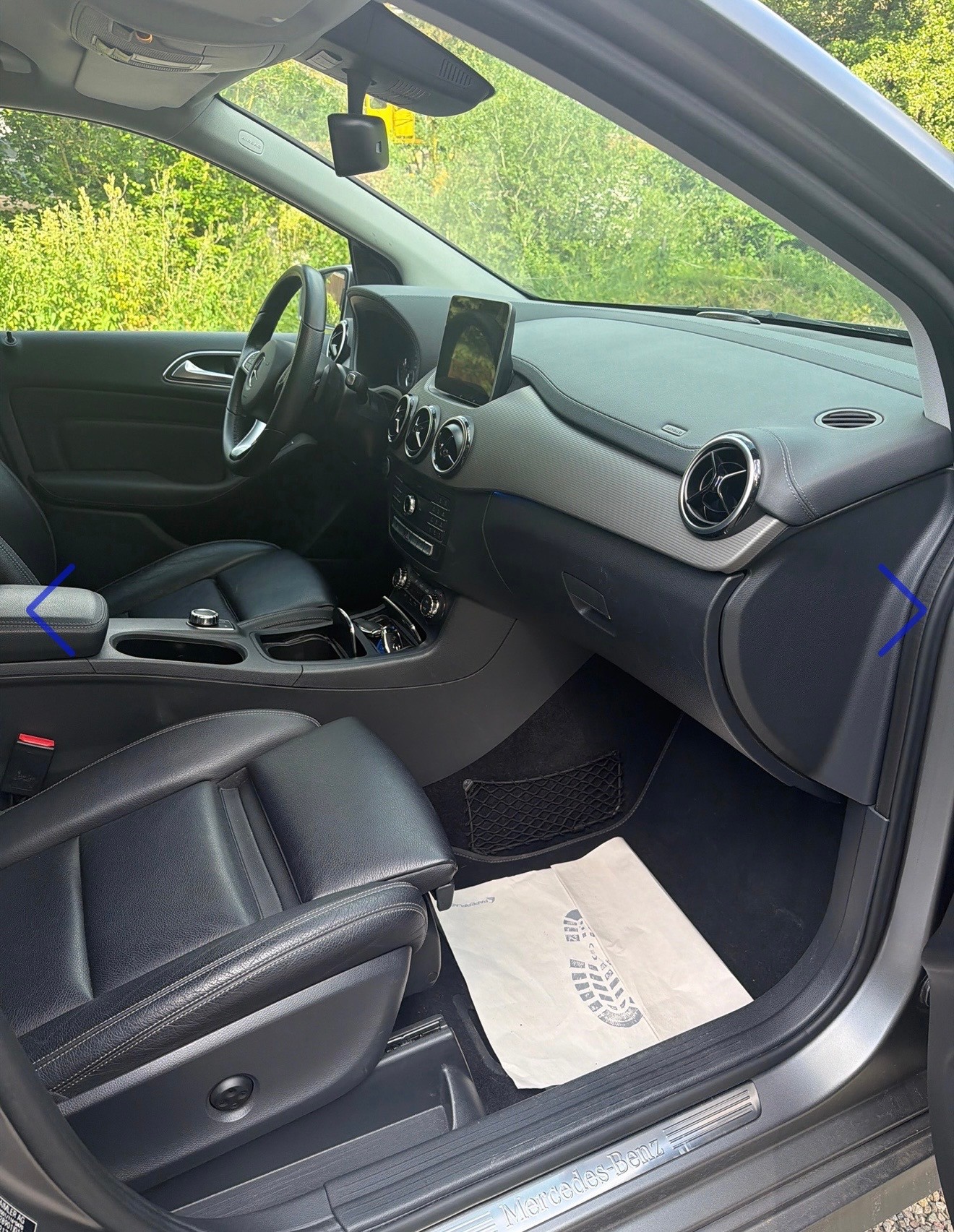 MERCEDES-BENZ B Electric Drive Style-image-11