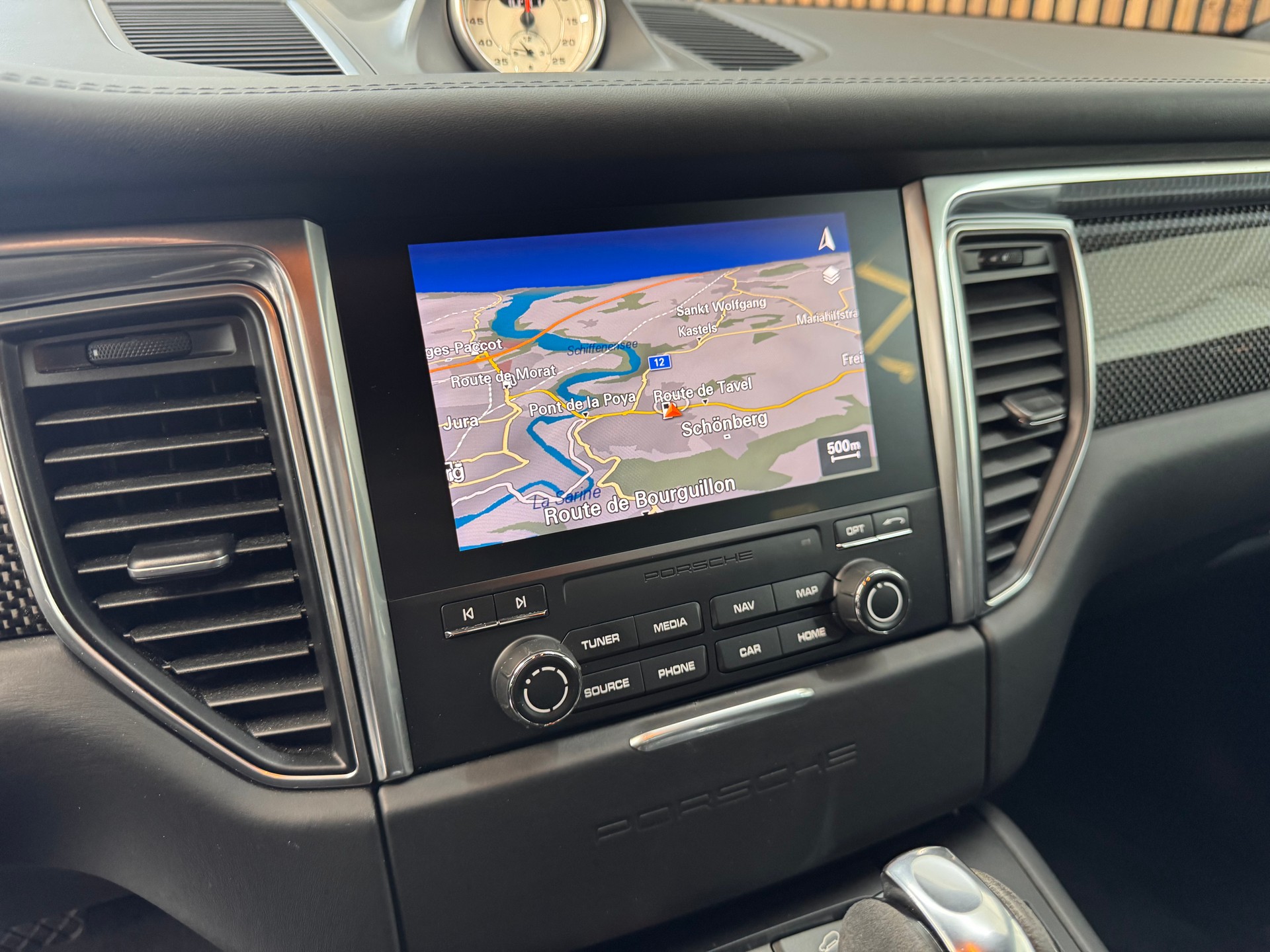 PORSCHE Macan Turbo PDK-image-17