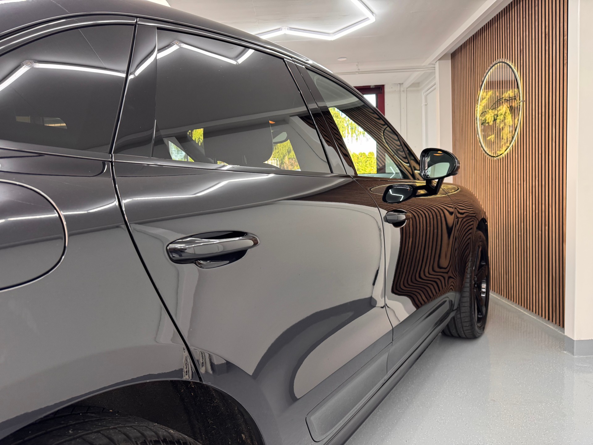 PORSCHE Macan Turbo PDK-image-8