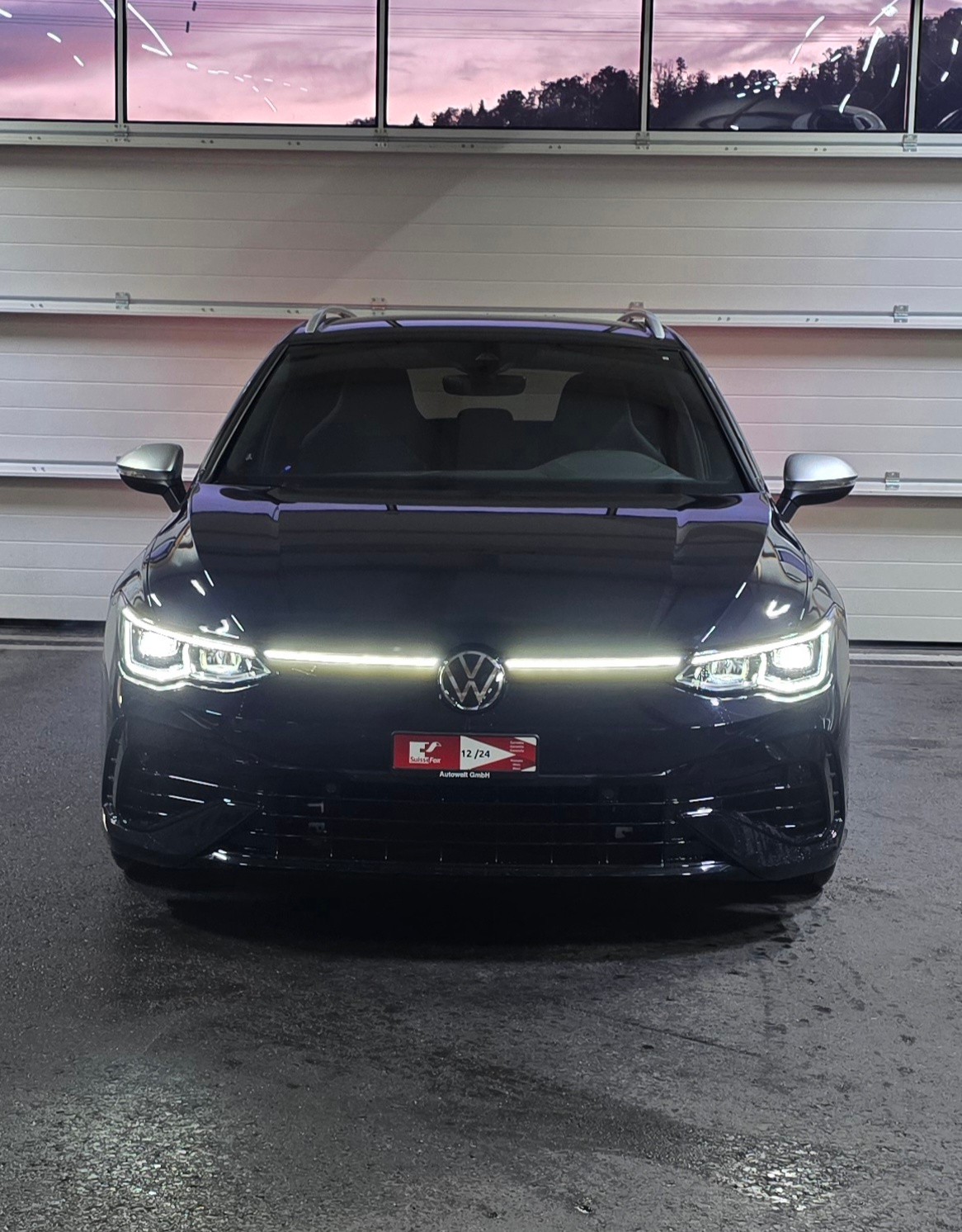VW Golf Variant 2.0 TSI R DSG 4Motion *ACC*LaneAssist*Lenkrad- und Sitzheizung*Ambientebeleuchtung*Carplay/AndroidAuto*-image-7
