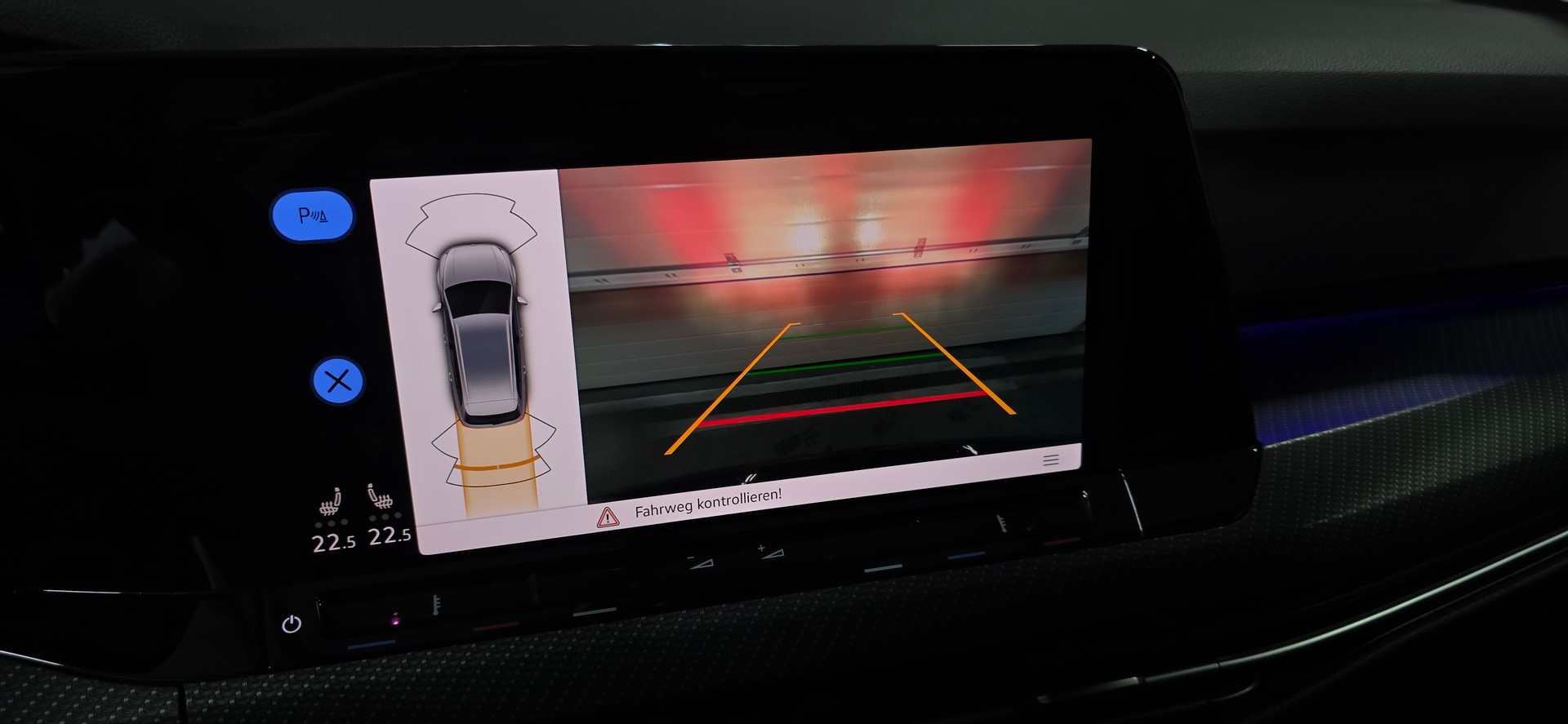 VW Golf Variant 2.0 TSI R DSG 4Motion *ACC*LaneAssist*Lenkrad- und Sitzheizung*Ambientebeleuchtung*Carplay/AndroidAuto*-image-22