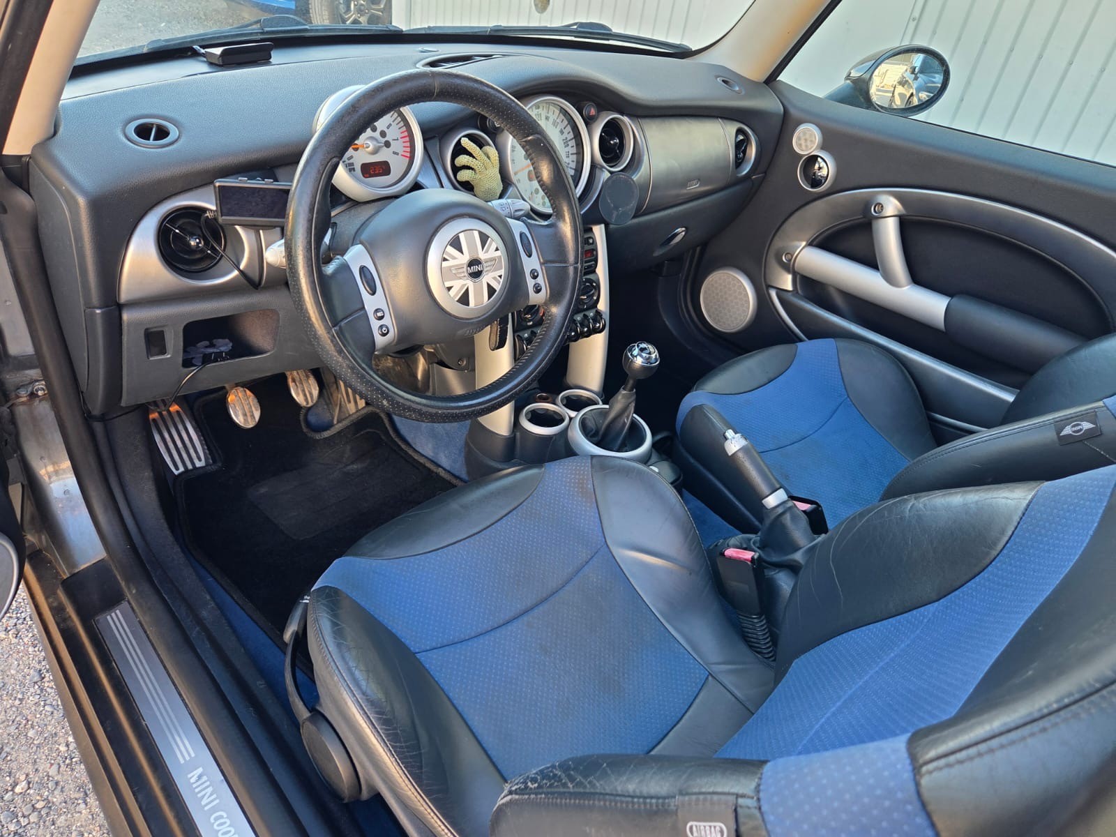 MINI Mini Cooper S-image-7