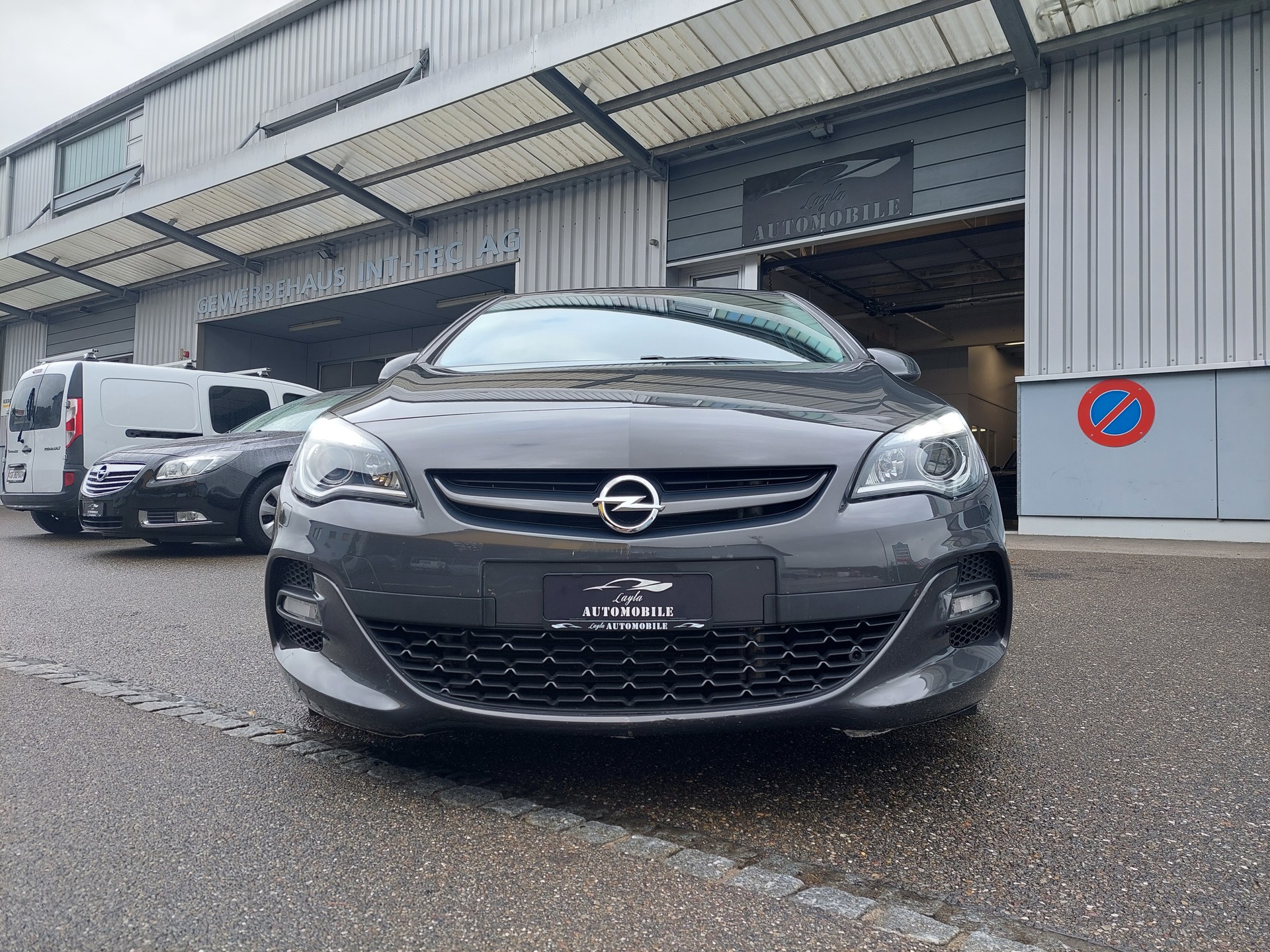 OPEL Astra 1.4i 16V Turbo-image-8