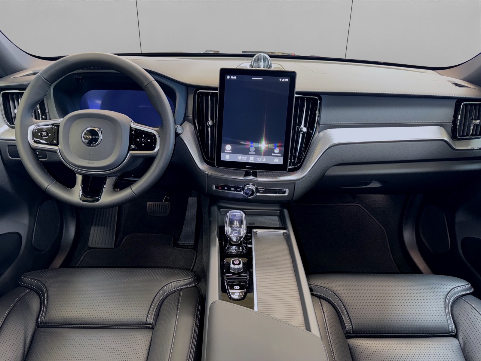 VOLVO XC60 2.0 T8 TE Black Edition eAWD-image-11