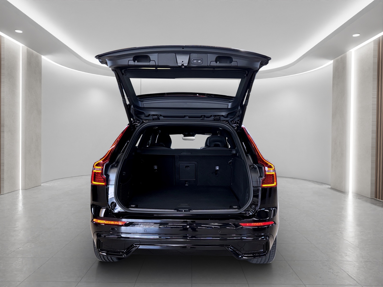 VOLVO XC60 2.0 T8 TE Black Edition eAWD-image-4