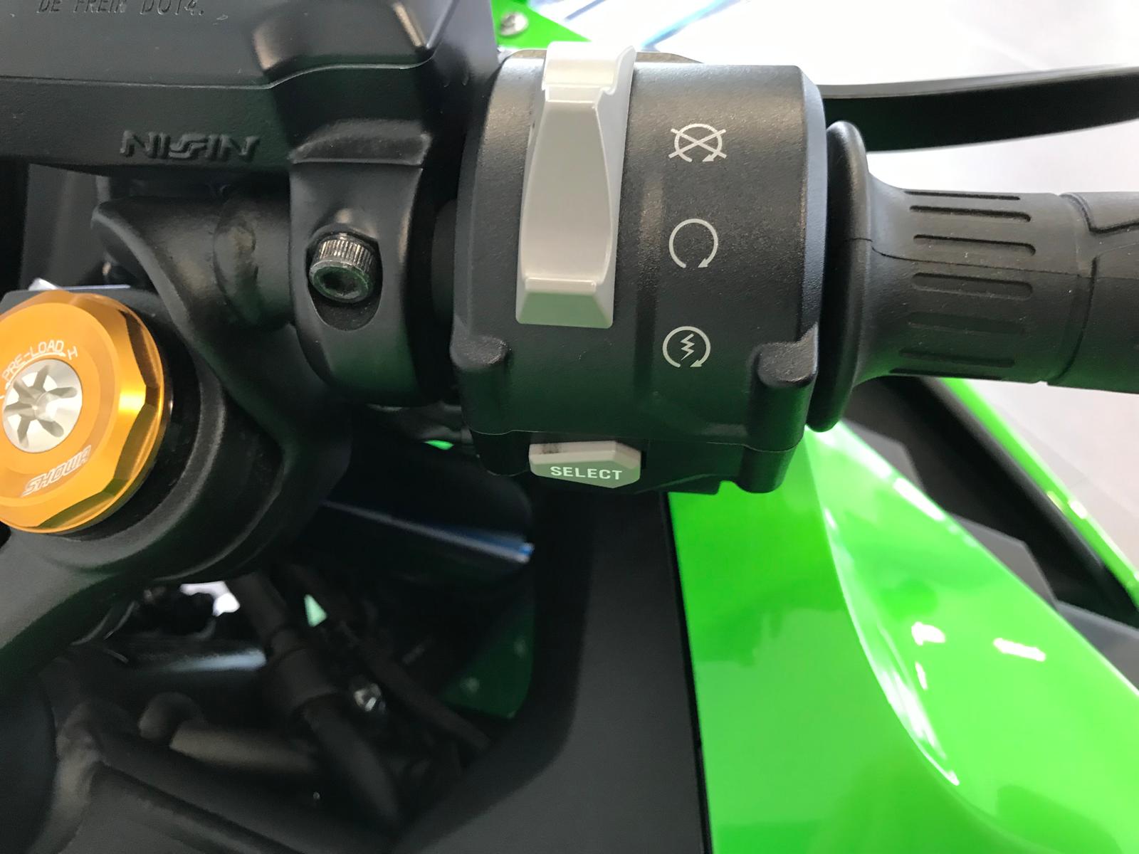 KAWASAKI Ninja ZX-4RR (35kW) Performance-image-14