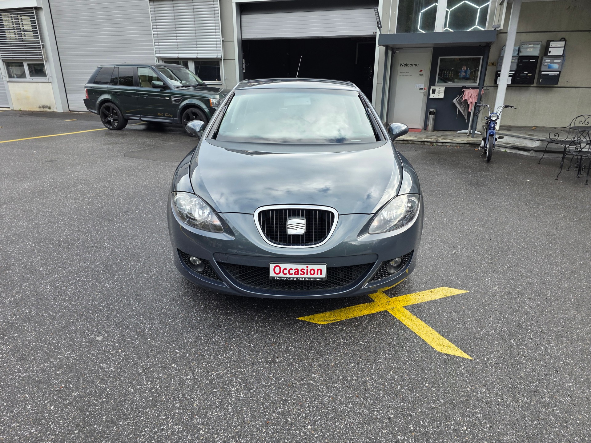 SEAT Leon 2.0 FSI Stylance / Frisch ab gr. Service und MFK-image-7