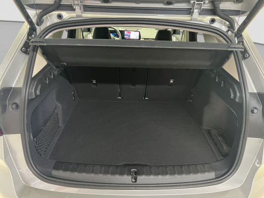 BMW X1 xDrive 20d 48V-image-12