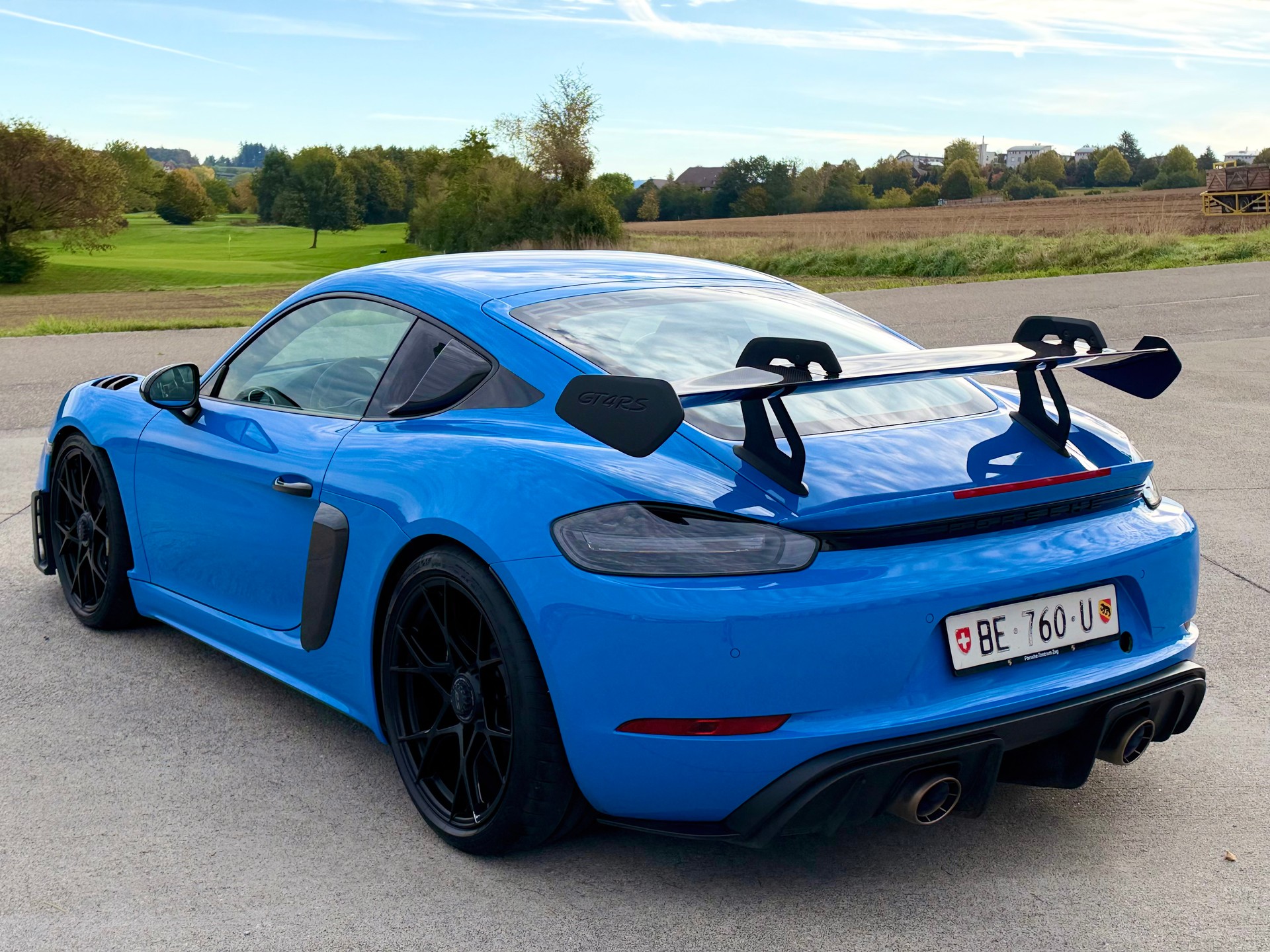 PORSCHE 718 Cayman GT4 RS PDK WEISSACH-image-12