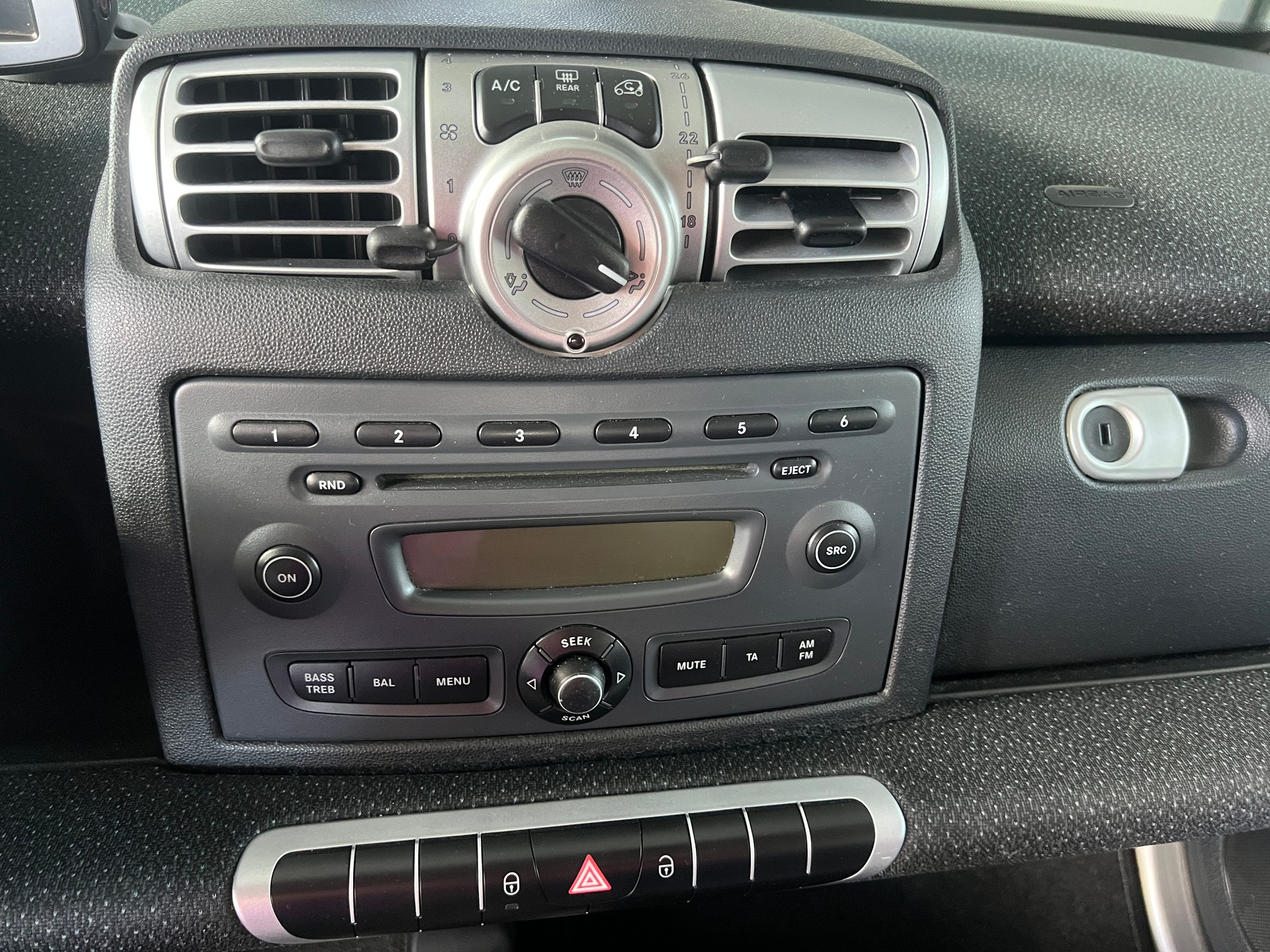 SMART fortwo passion softouch-image-9