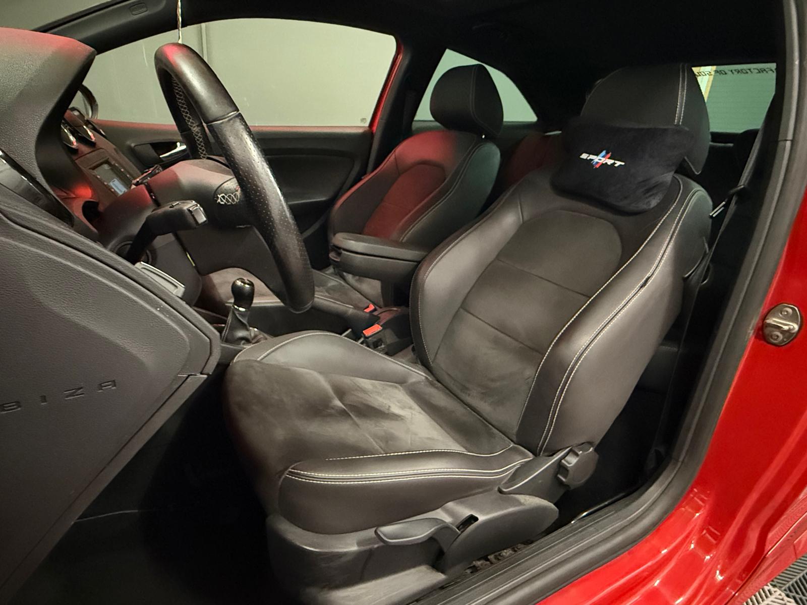 SEAT Ibiza SC 1.8 TSI Cupra-image-10
