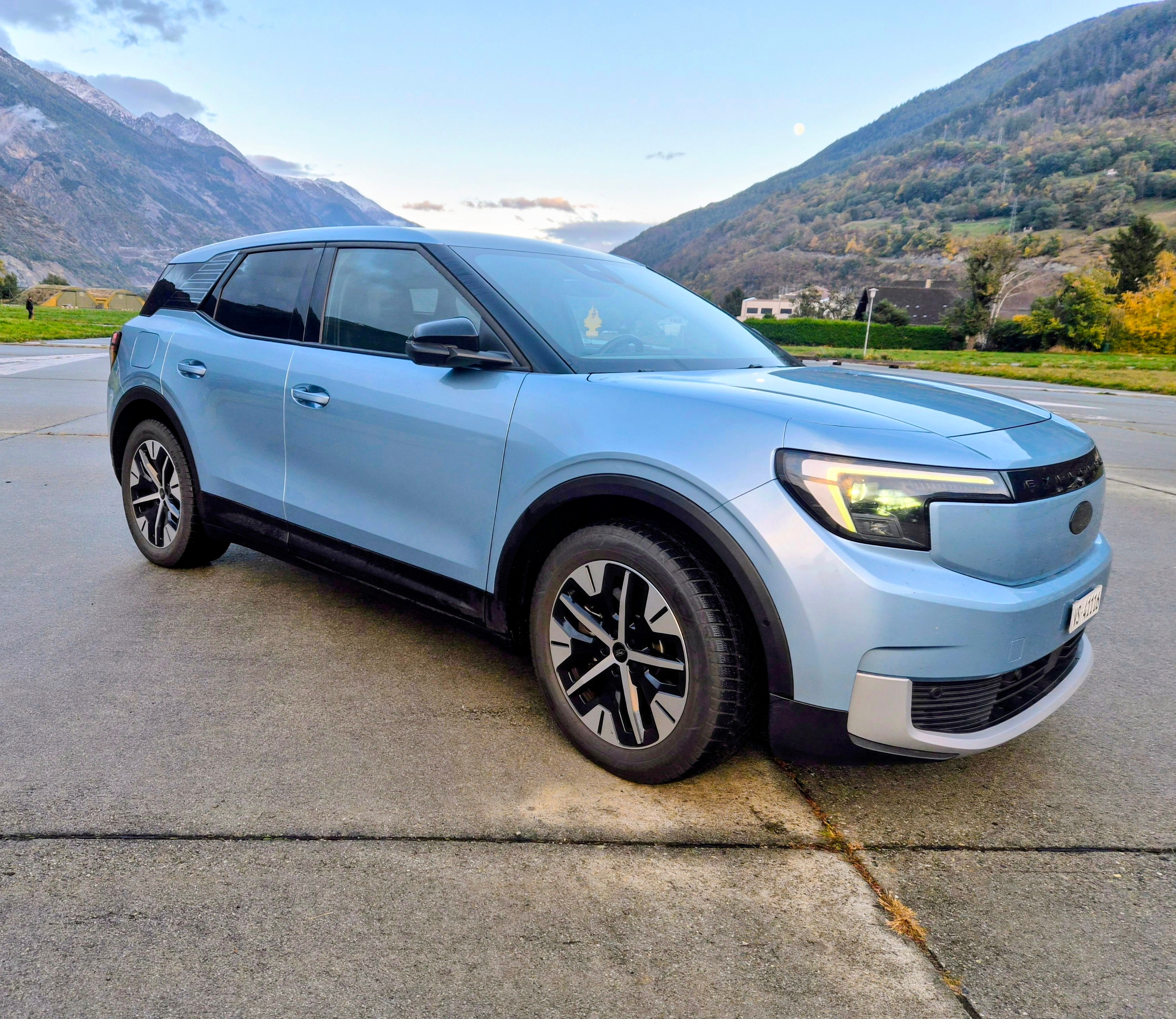Car photo