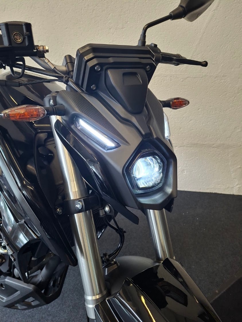 VOGE 125R-image-1