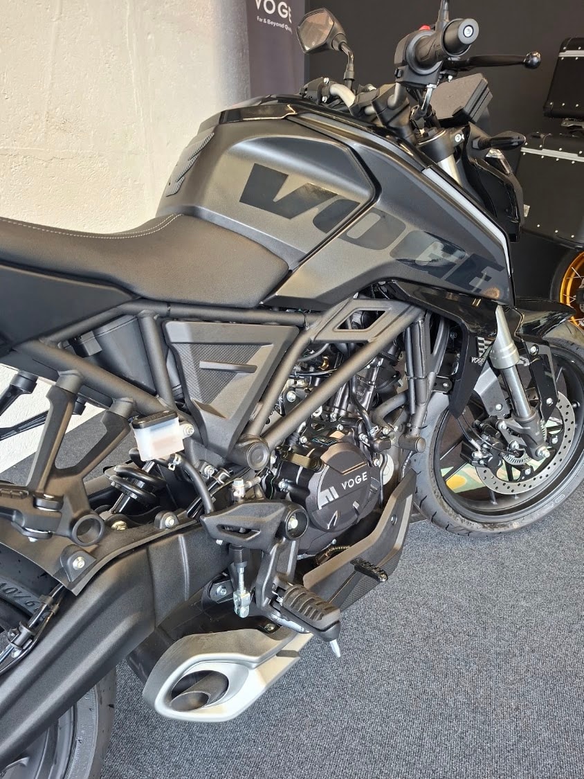 VOGE 125R-image-3