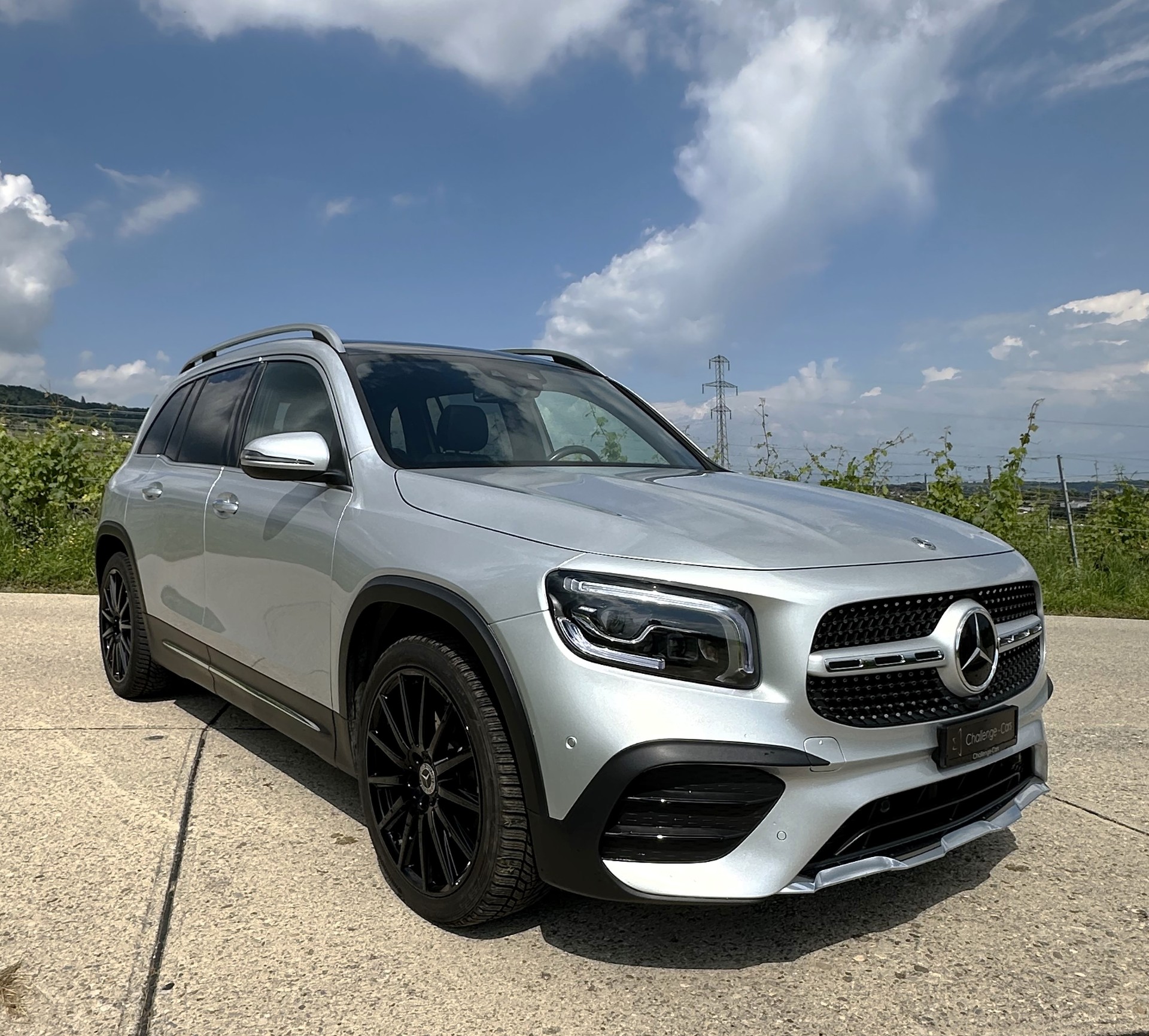 MERCEDES-BENZ GLB 250 4Matic AMG Line 8G-Tronic-image-1