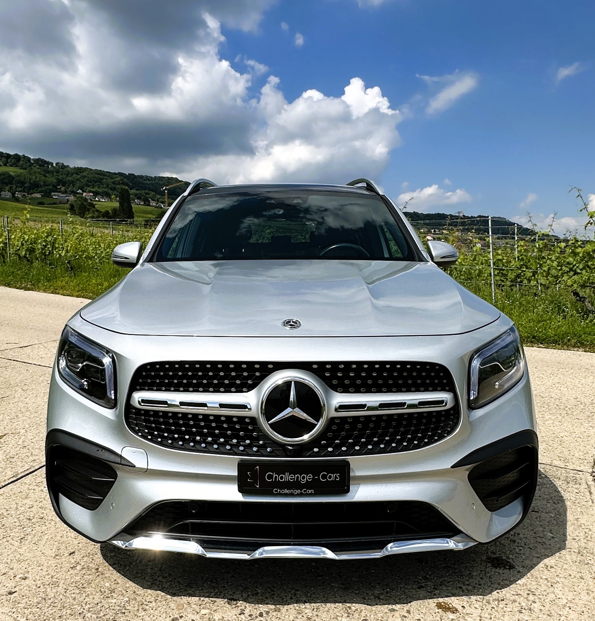 MERCEDES-BENZ GLB 250 4Matic AMG Line 8G-Tronic-image-2