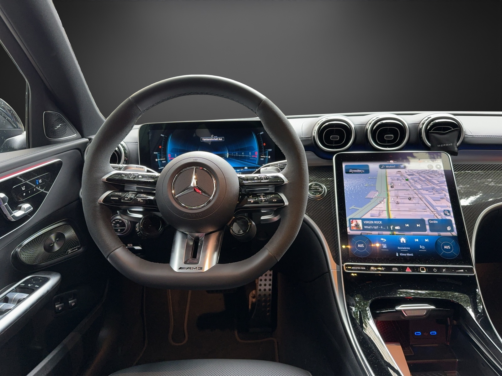 MERCEDES-BENZ C 63 S AMG T E Performance 4 Matic-image-10