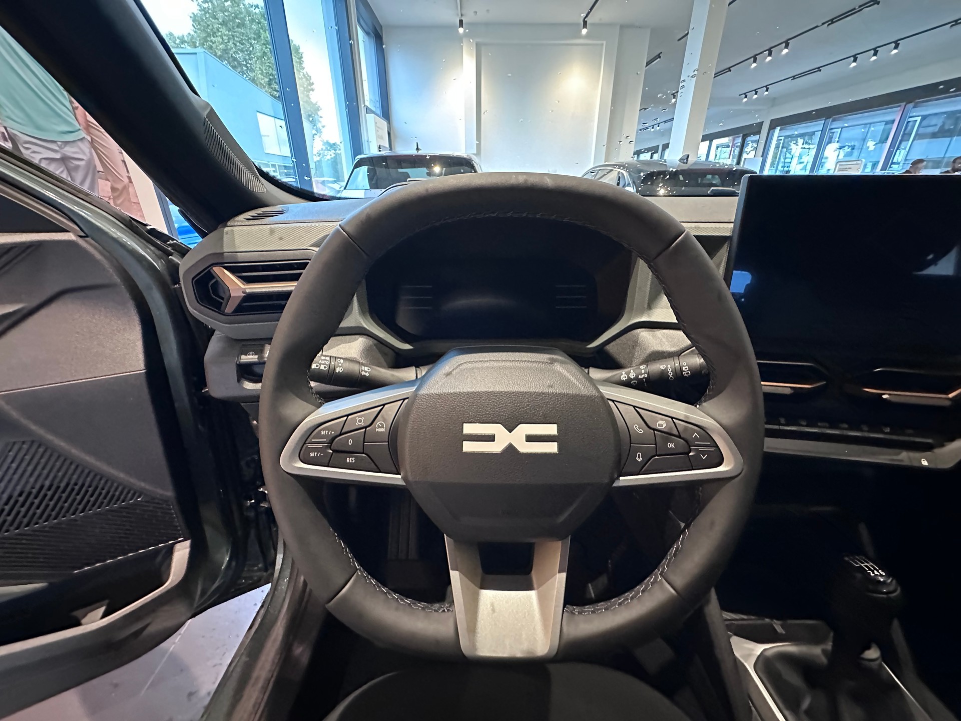 DACIA Duster TCe 130 48V Extreme 4x4-image-10