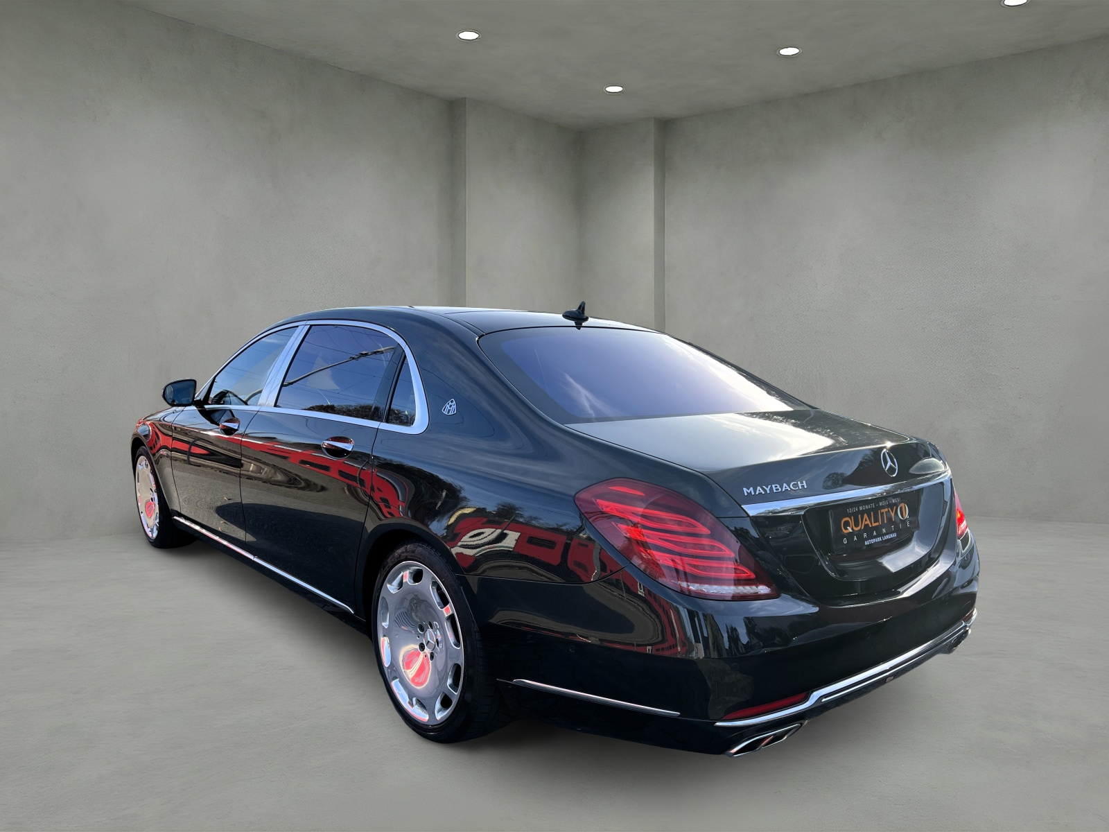 MERCEDES-BENZ S 500 Maybach 4Matic 9G-Tronic-image-2