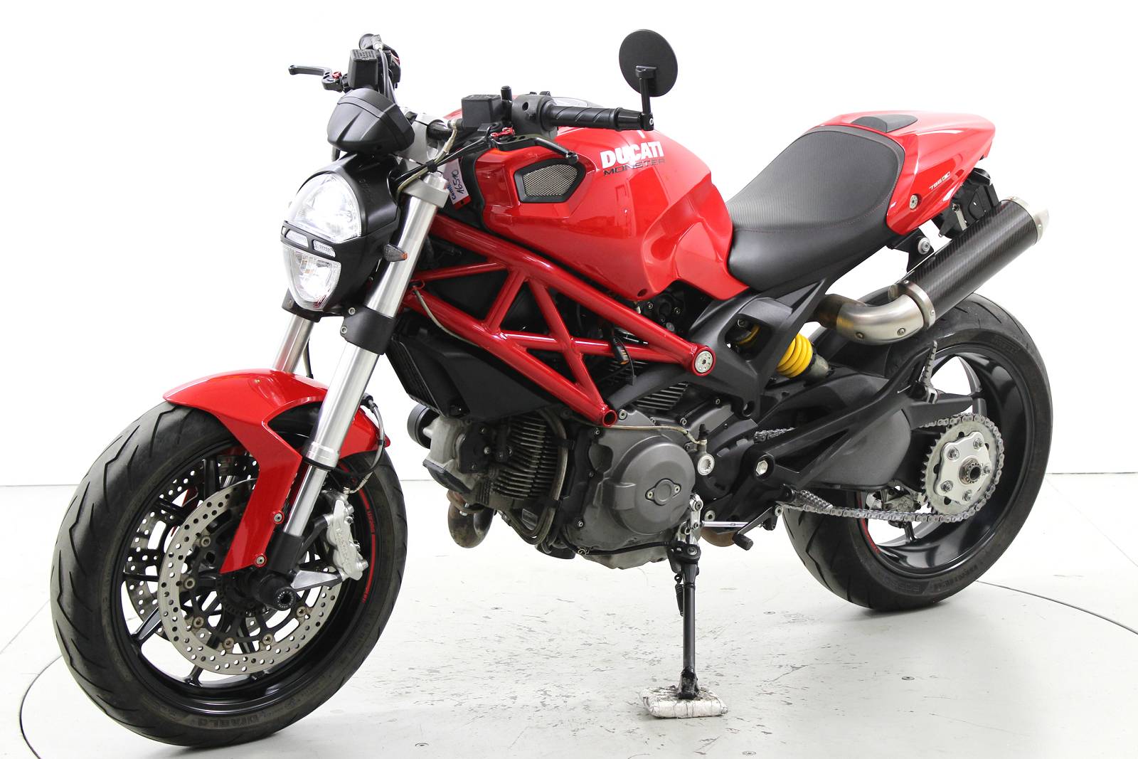 DUCATI Monster 796 ABS-showroom-element-2