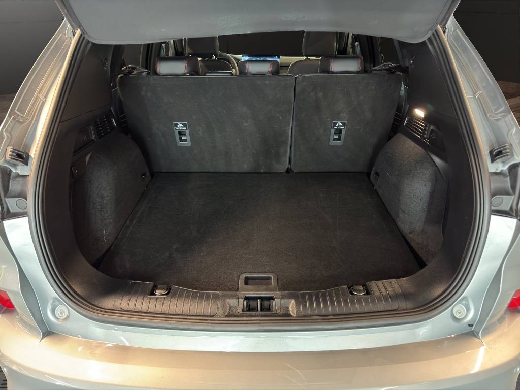 FORD Kuga 2.5 FHEV ST-Line X 4WD-image-11