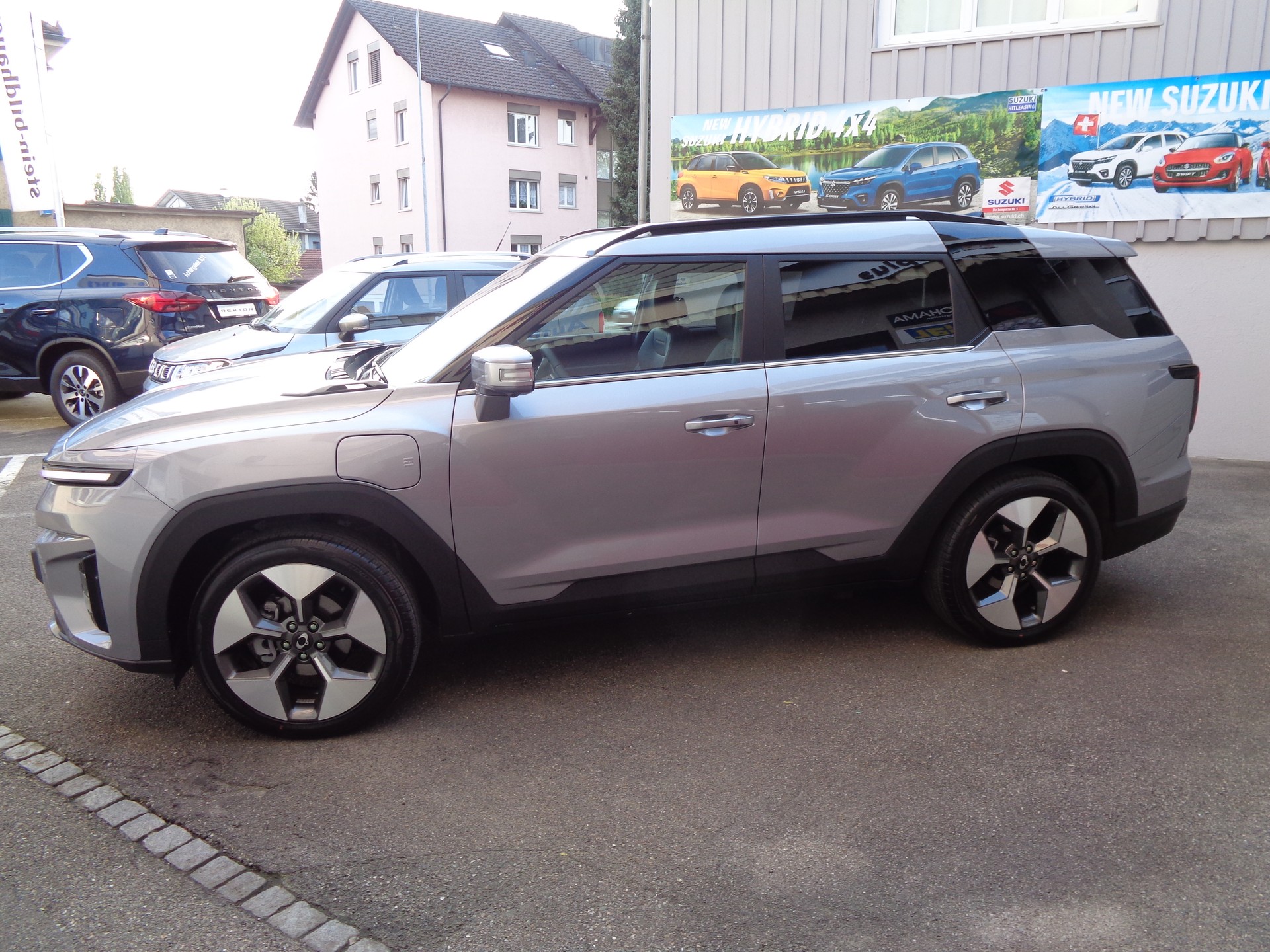 KGM-SsangYong Titanium-image-5