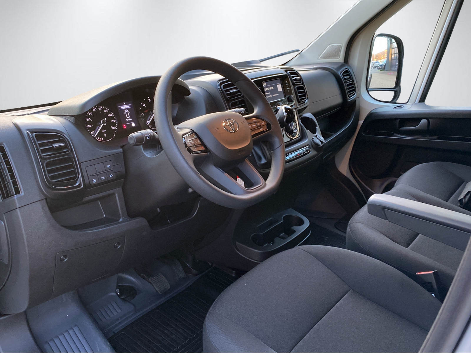 TOYOTA PROACE MAX Van 3.5 L2H2 2.2 D Active-image-13