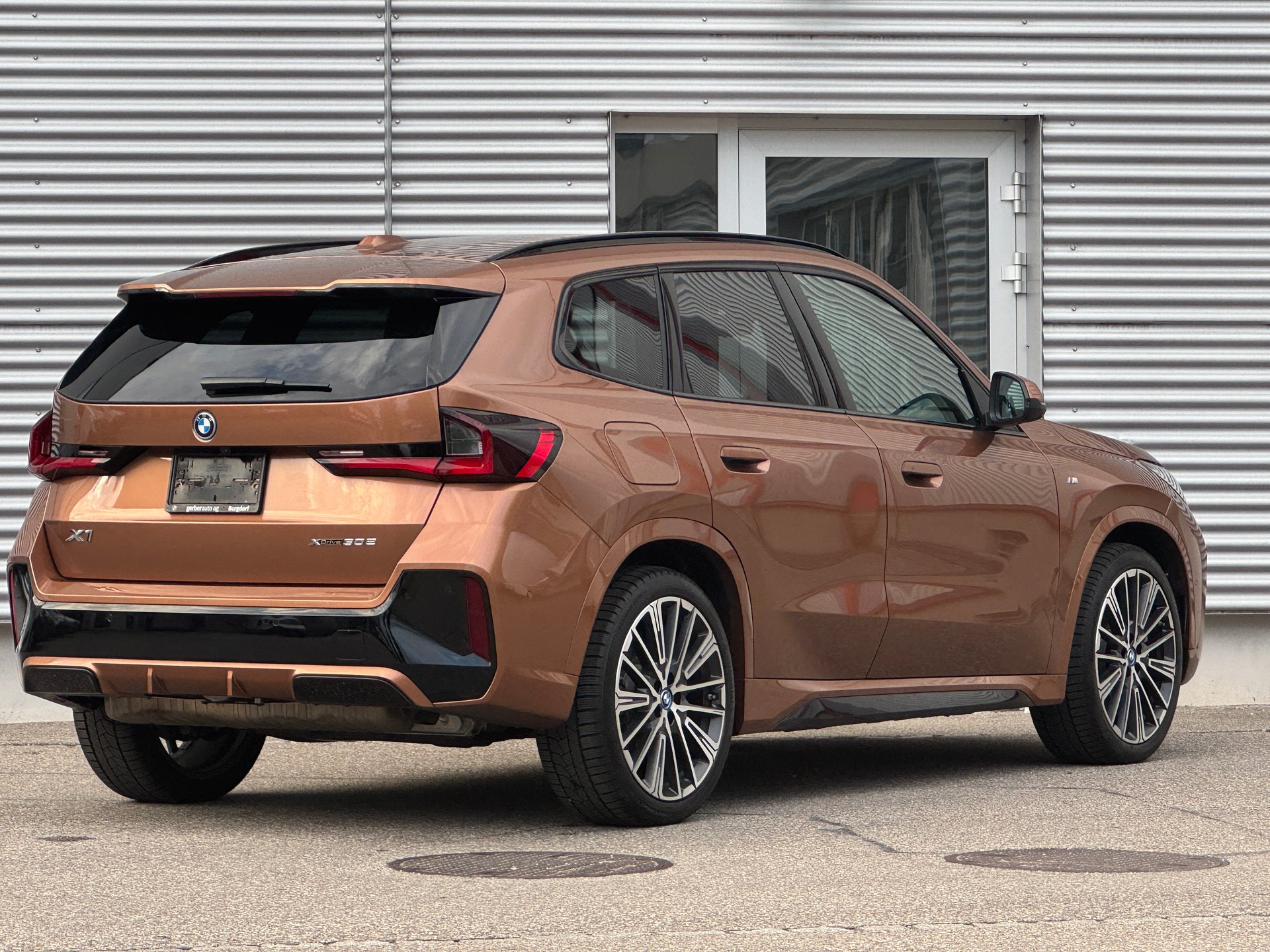 BMW X1 xDrive 30e M Sport-image-1