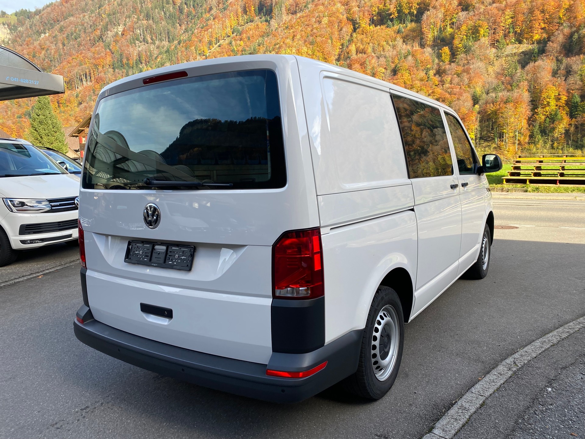 VW T6.1 2.0 TDI 4Motion DSG-image-14