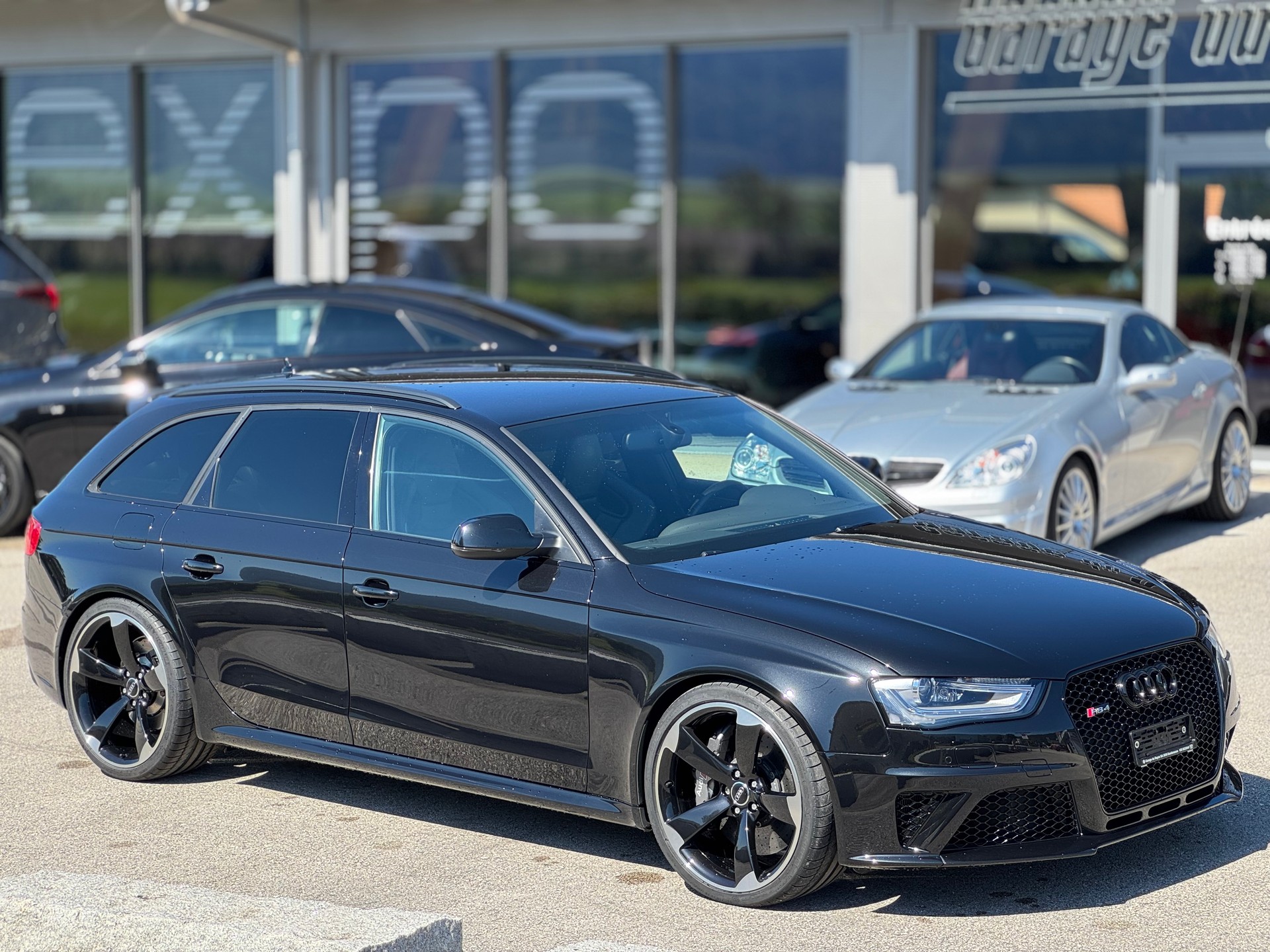 AUDI RS4 Avant 4.2 FSI V8 quattro S-tronic-image-1