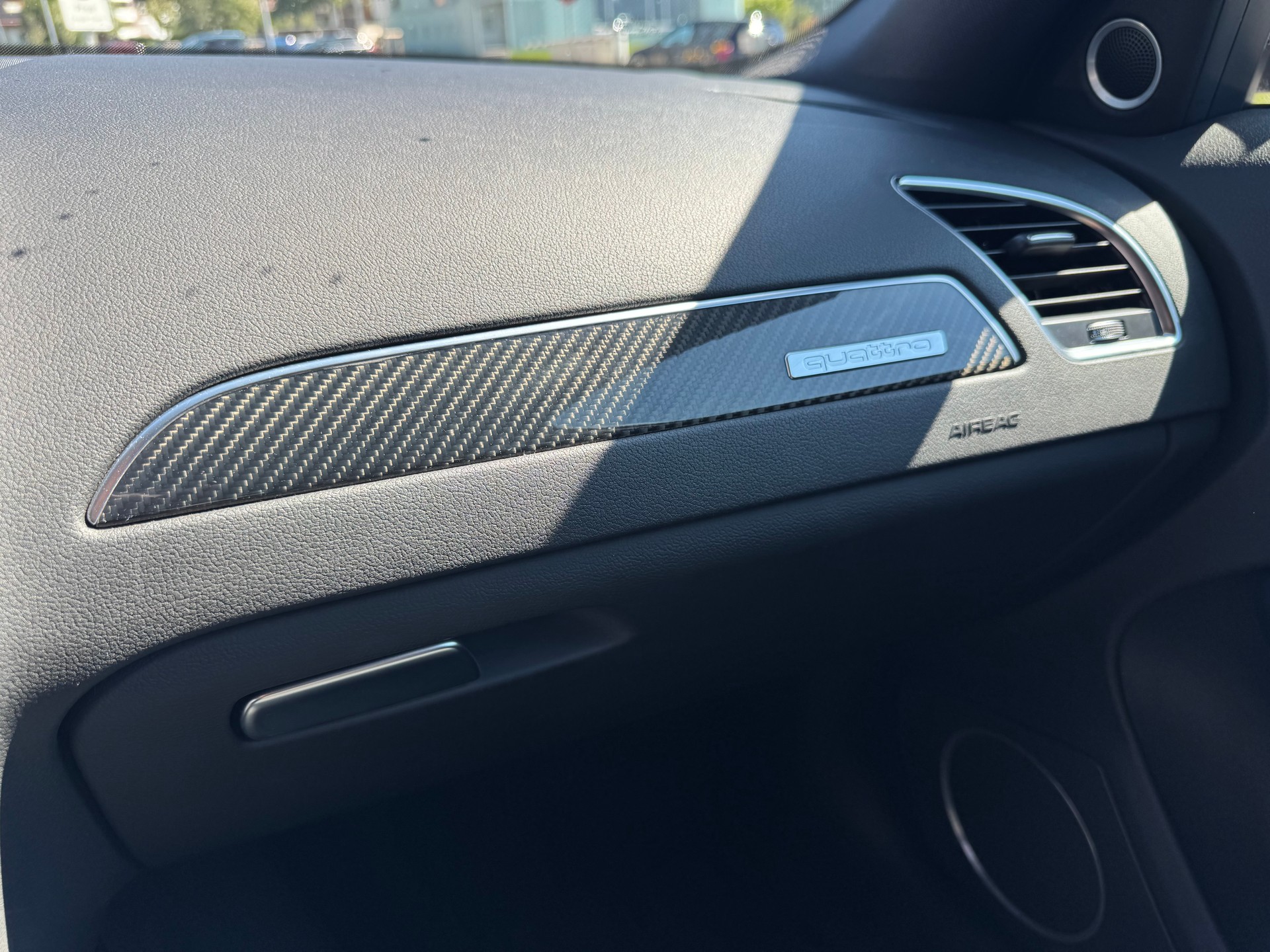 AUDI RS4 Avant 4.2 FSI V8 quattro S-tronic-image-11