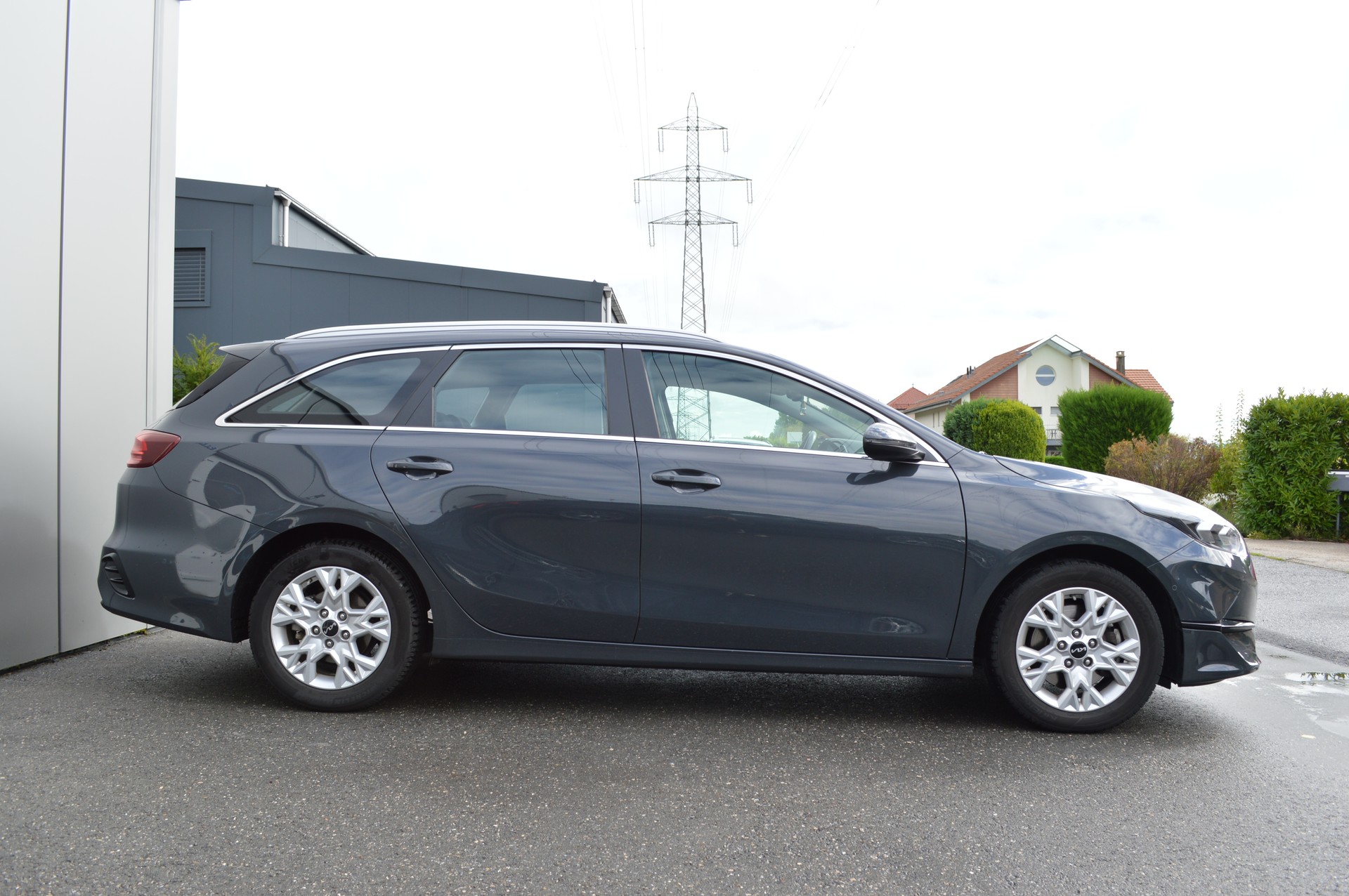 KIA Ceed Sportswagon 1.5 T-GDi MHEV Power DCT-image-3