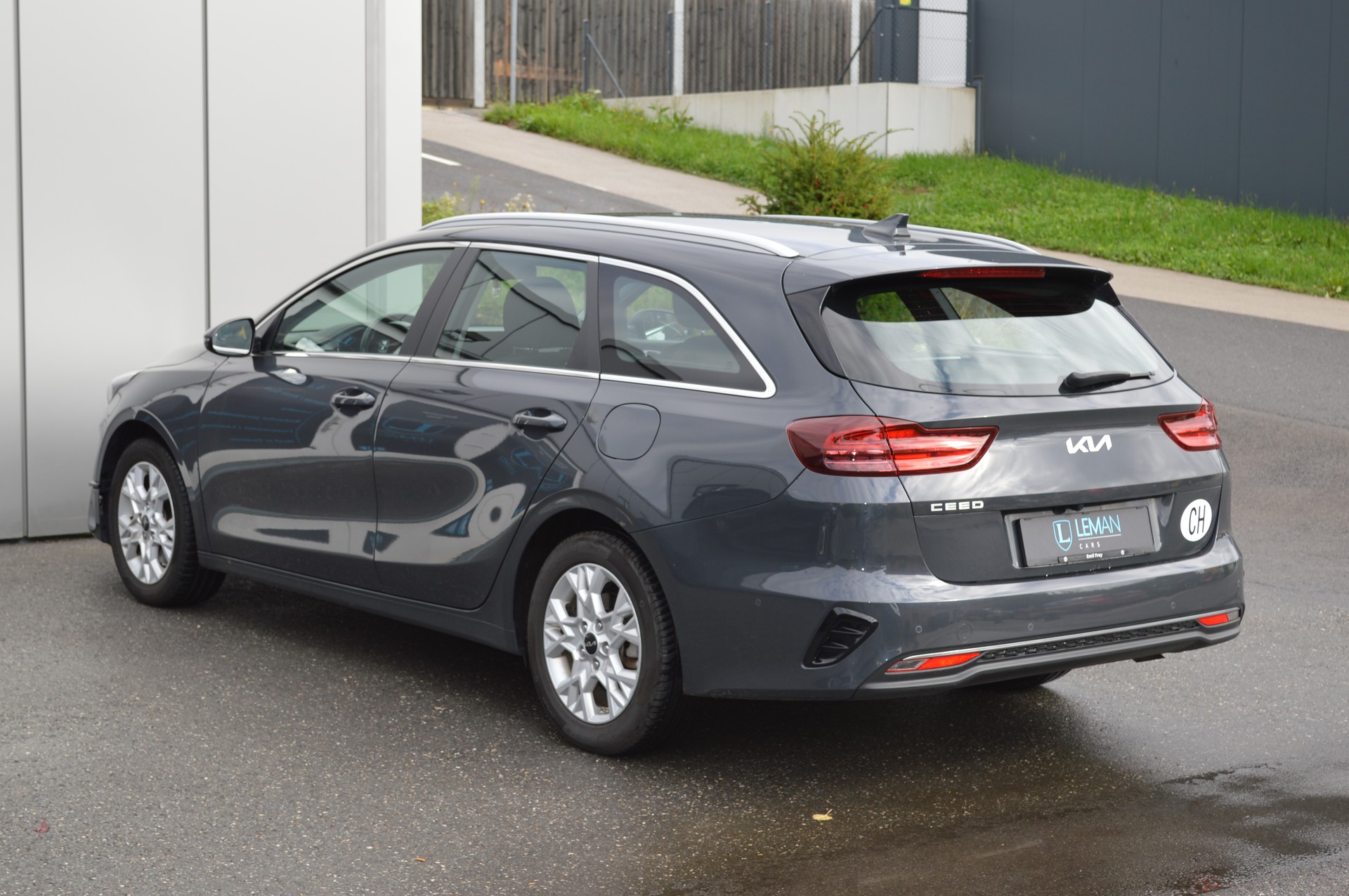 KIA Ceed Sportswagon 1.5 T-GDi MHEV Power DCT-image-6