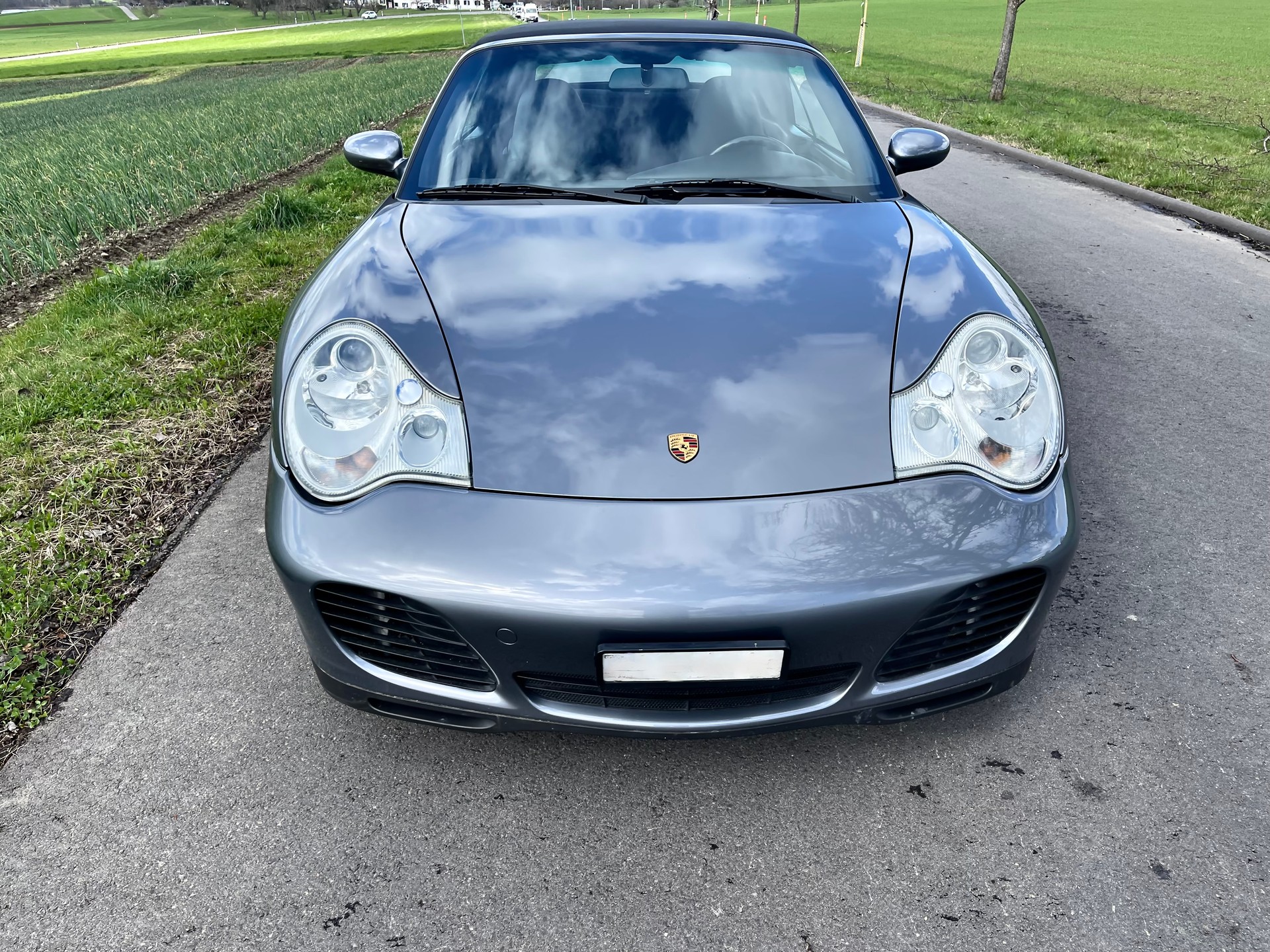PORSCHE 911 Carrera 4 S Cabrio-image-2