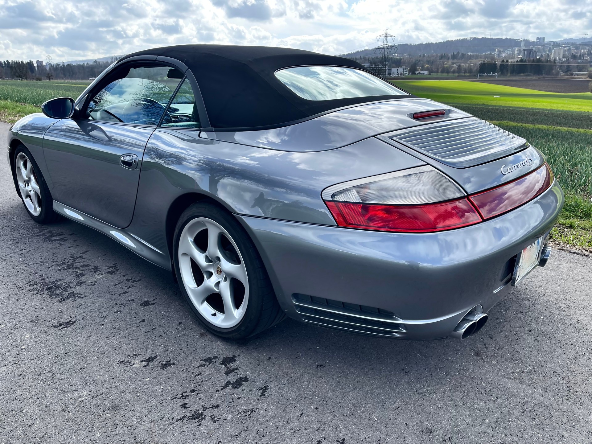 PORSCHE 911 Carrera 4 S Cabrio-image-6