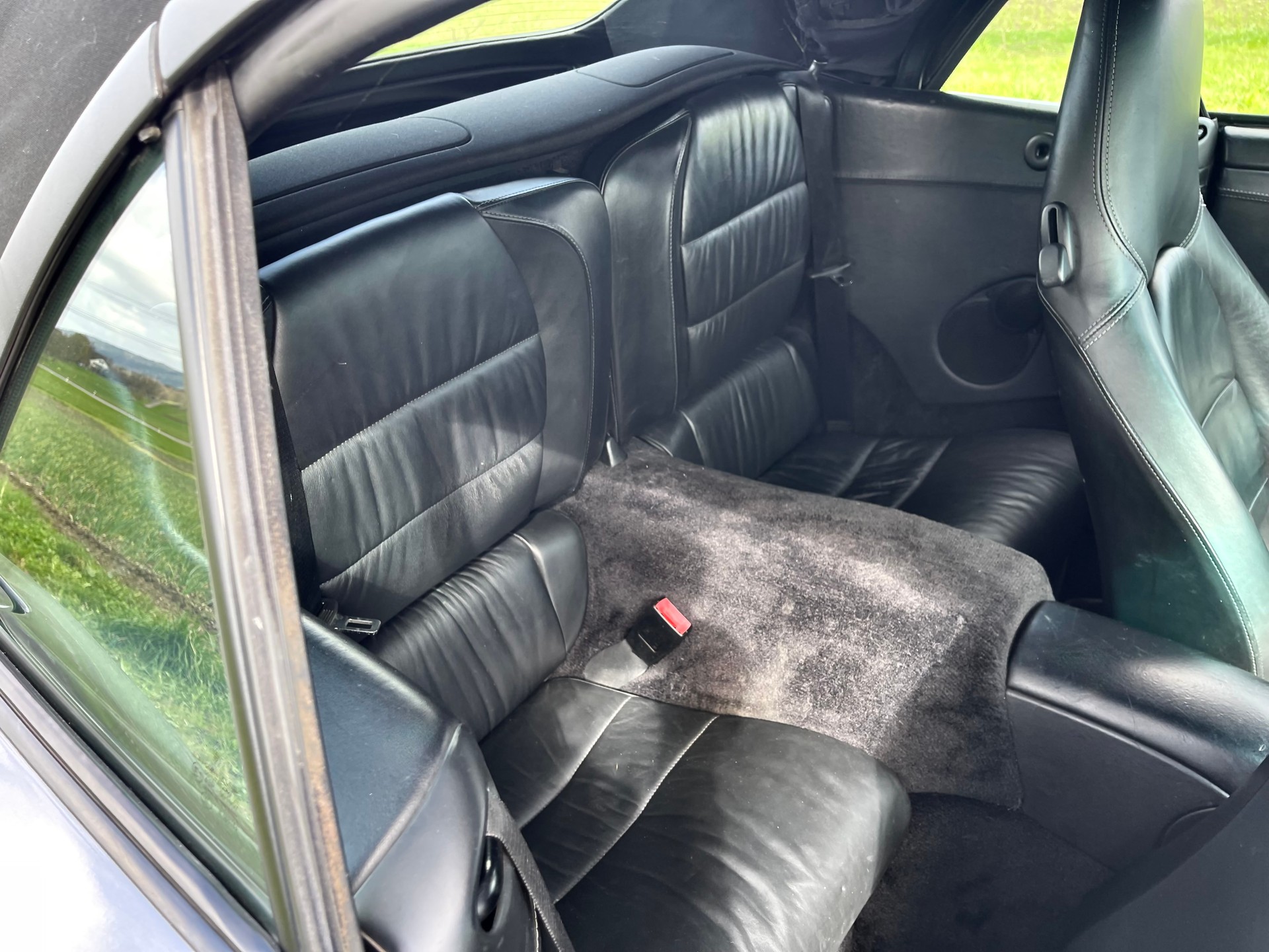 PORSCHE 911 Carrera 4 S Cabrio-image-13