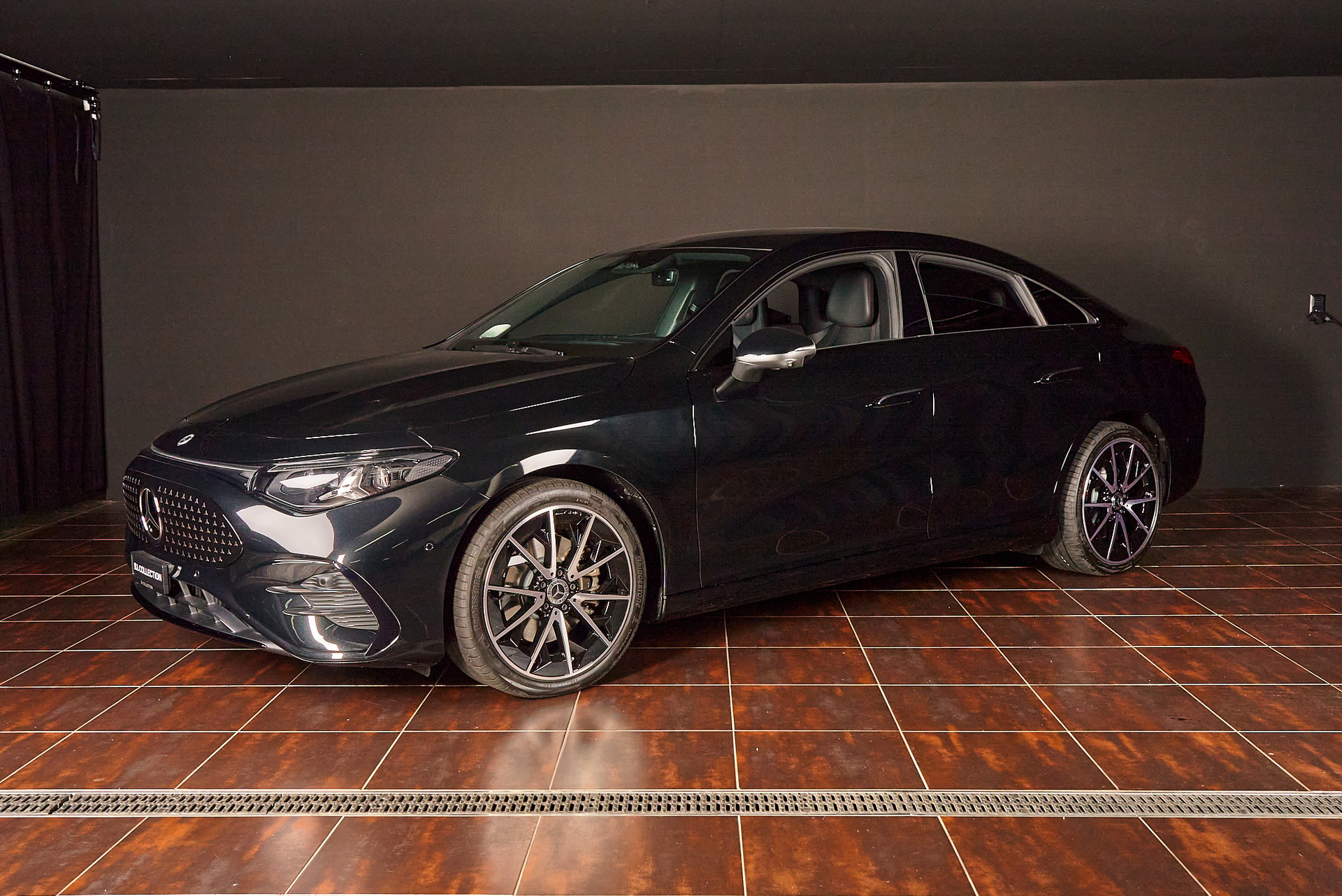 MERCEDES-BENZ CLA 350 EQ Technology 4Matic-image-0