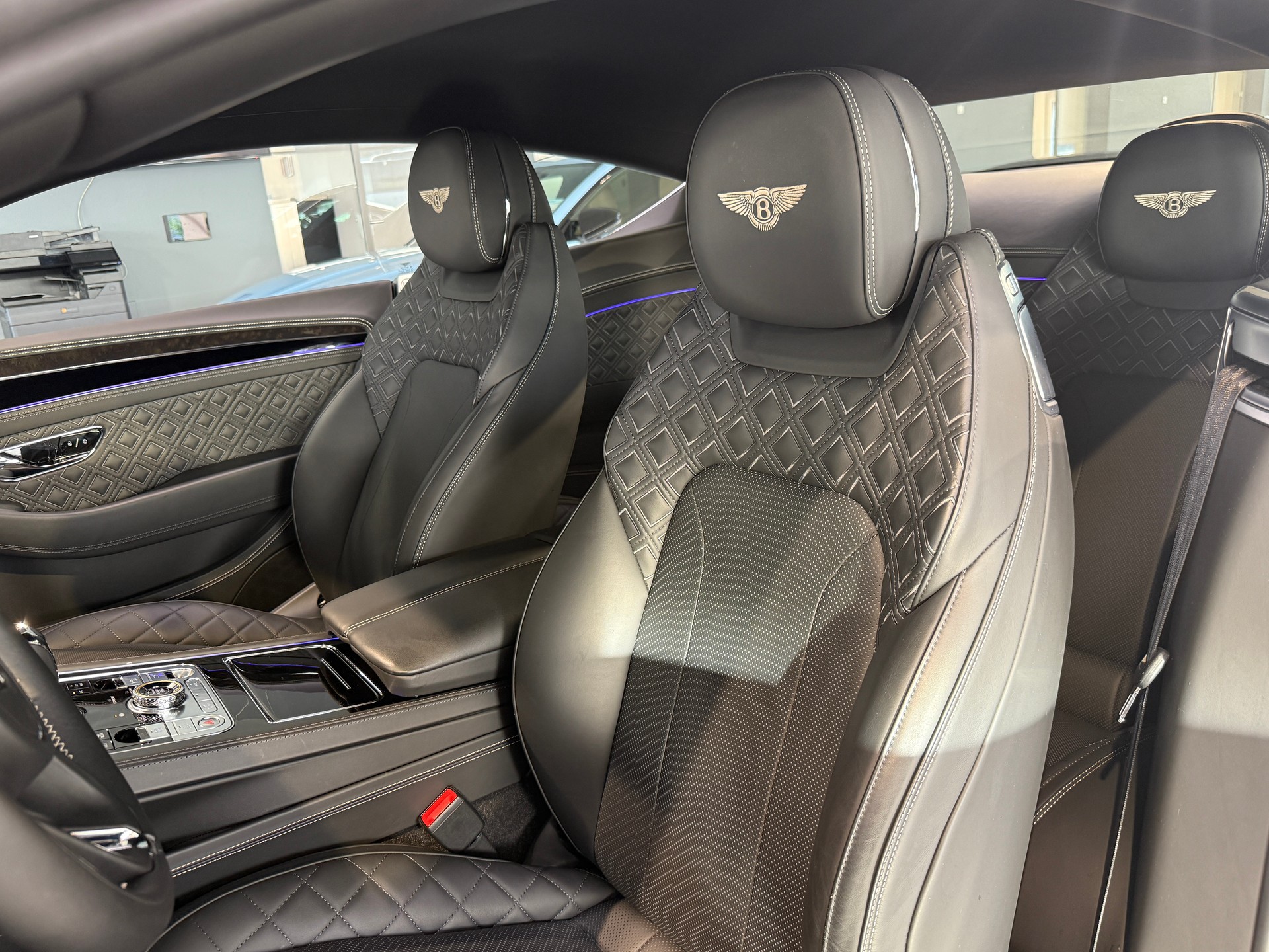 BENTLEY Continental GT 6.0 W12-image-13