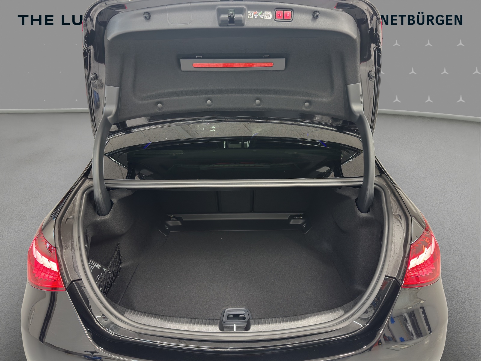 MERCEDES-BENZ C 220 d 4 Matic-image-15