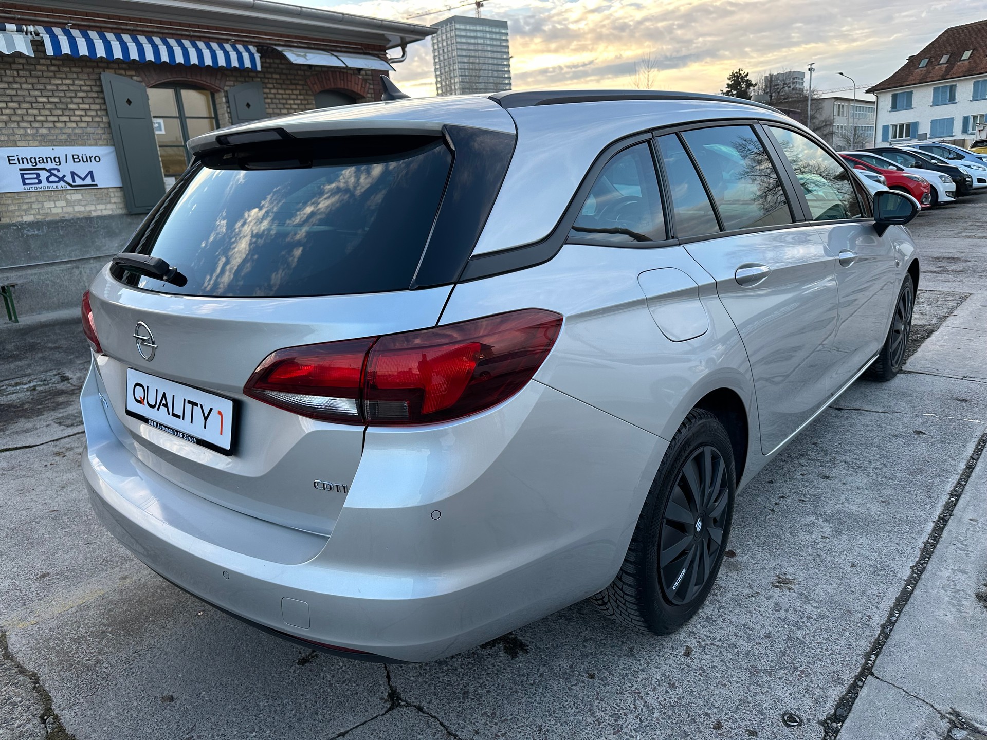 OPEL Astra Sports Tourer 1.6 CDTi ecoF Enjoy Automatic-image-5