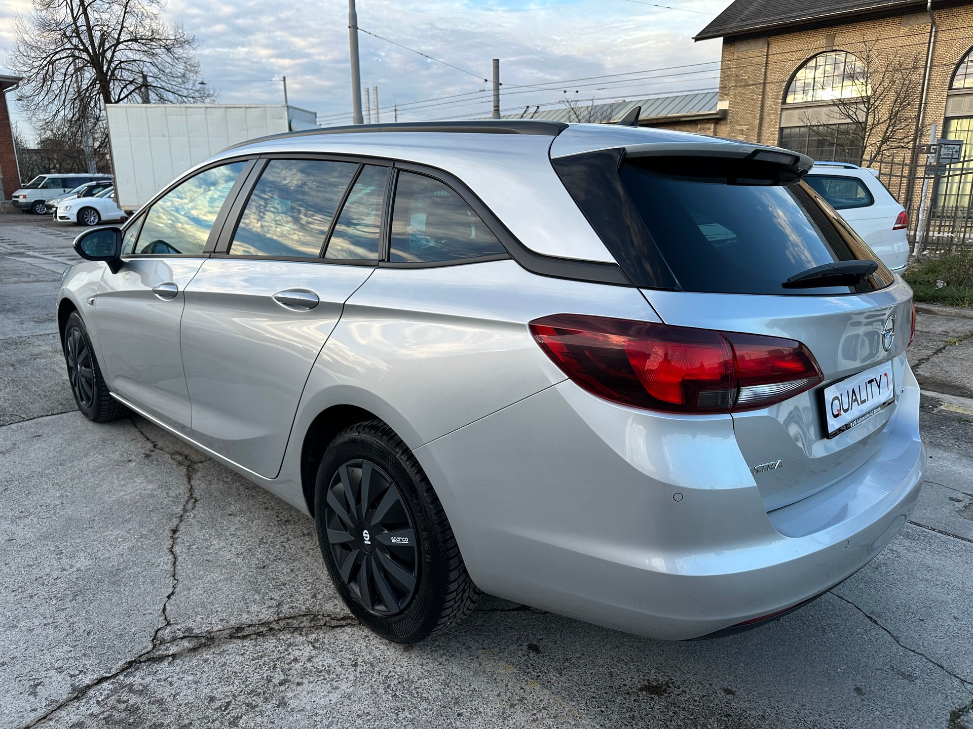 OPEL Astra Sports Tourer 1.6 CDTi ecoF Enjoy Automatic-image-6