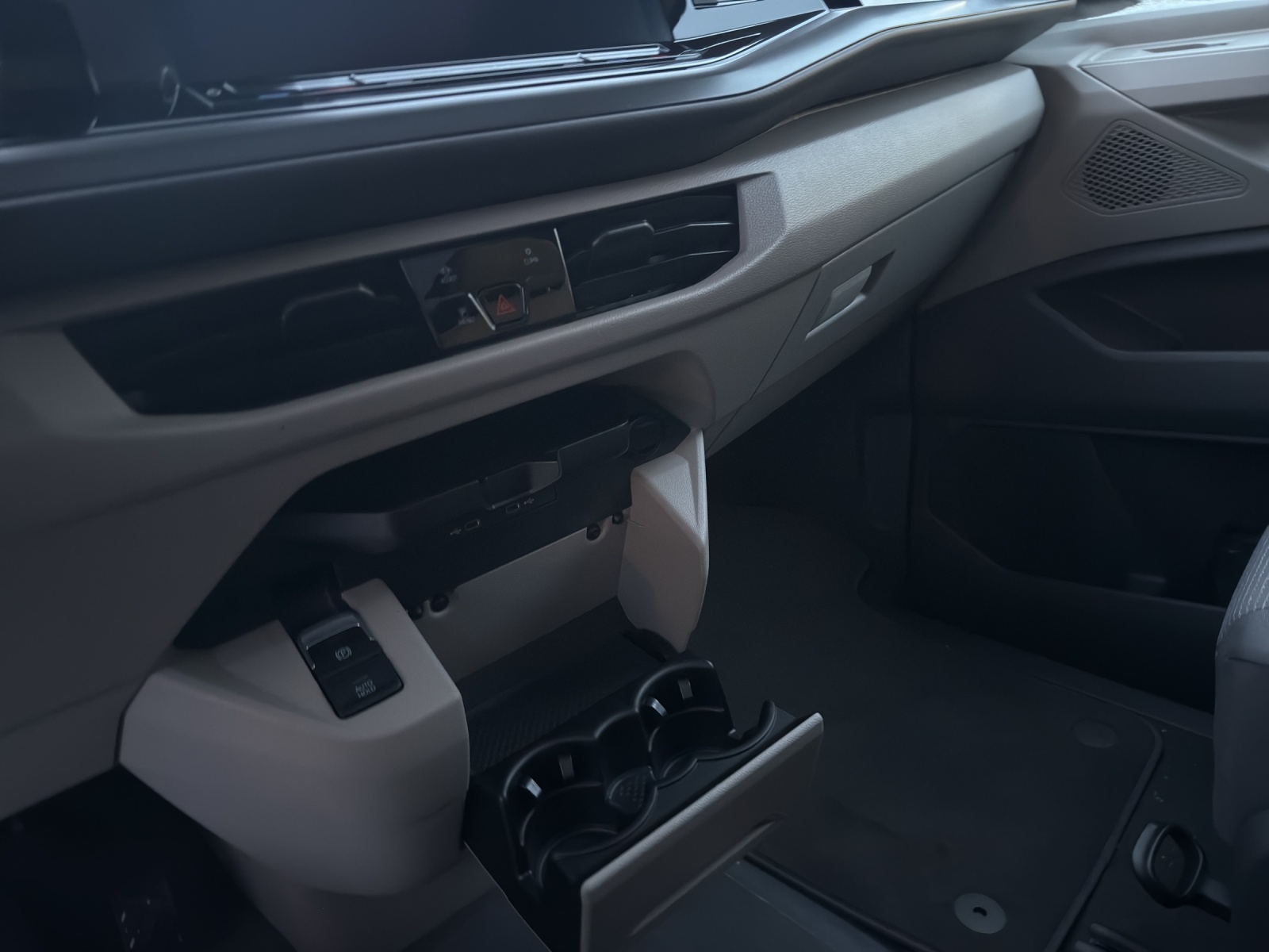 VW Multivan 2.0 TSI Liberty DSG-image-7
