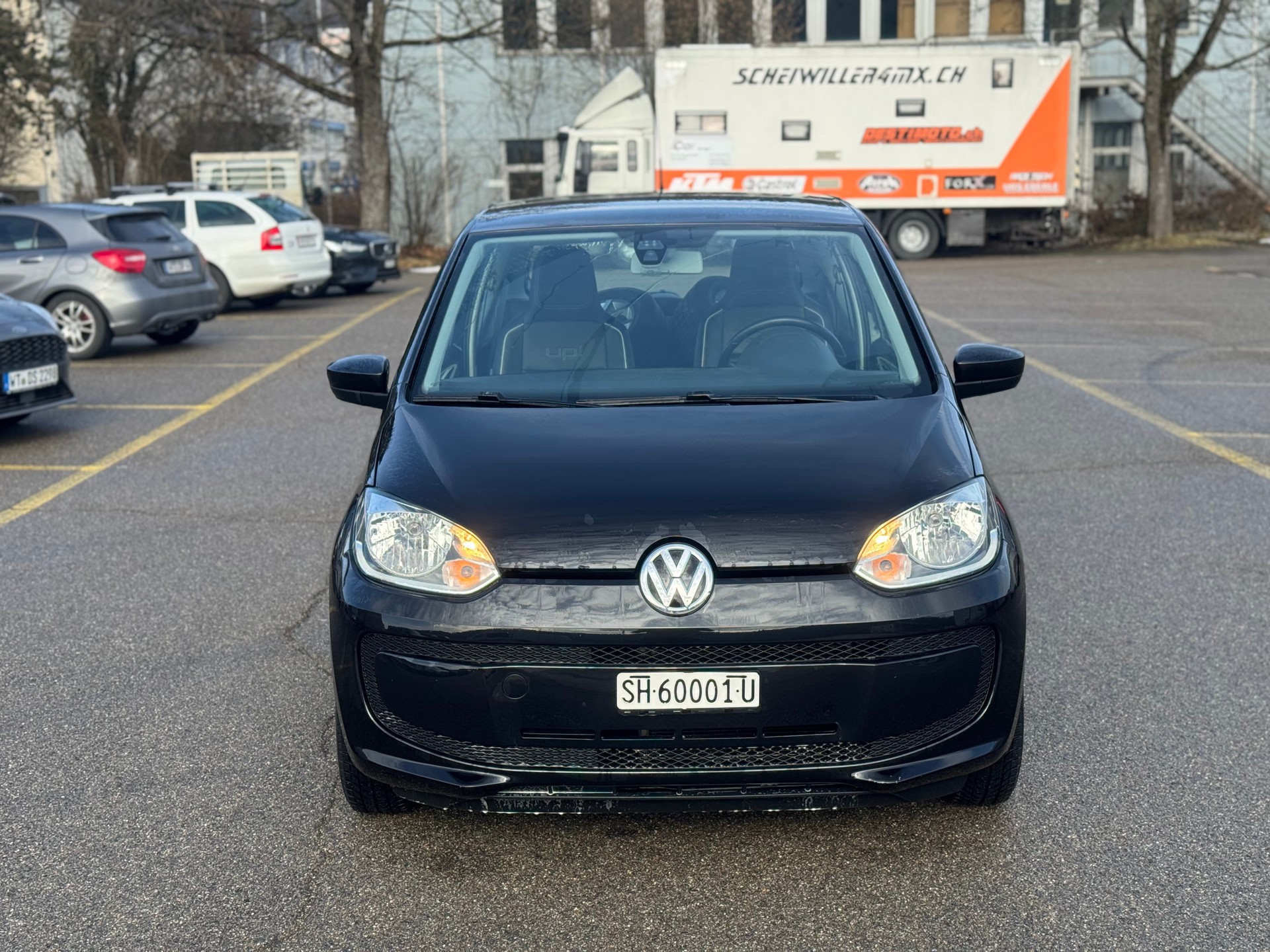 VW Up 1.0 white up-image-1