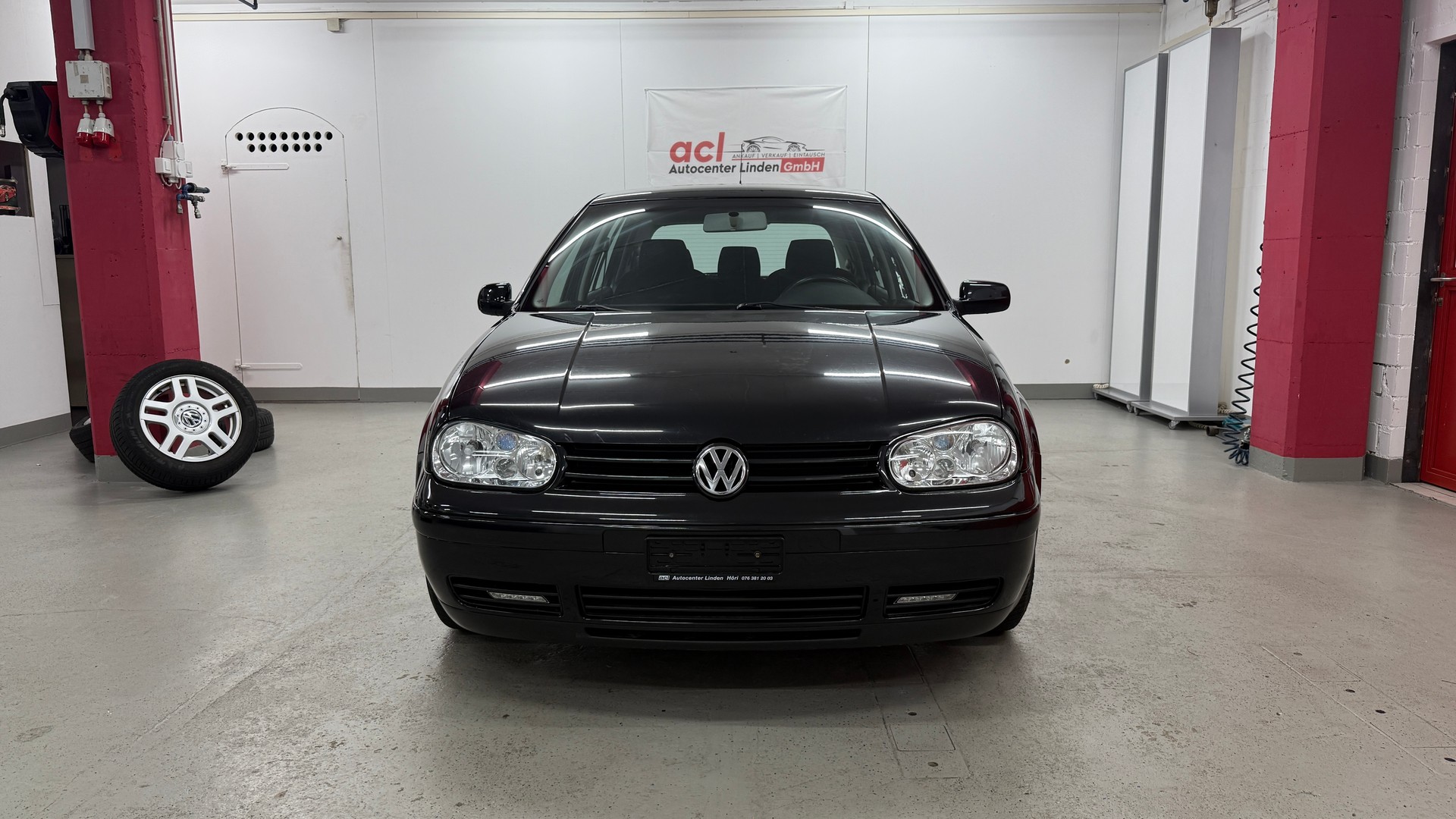 VW Golf 1.8 T GTI, *gepflegtes GTI, 1 Hand Auto, frisch ab MFK & Service, 8-fach berädert, Klimatronic-image-2