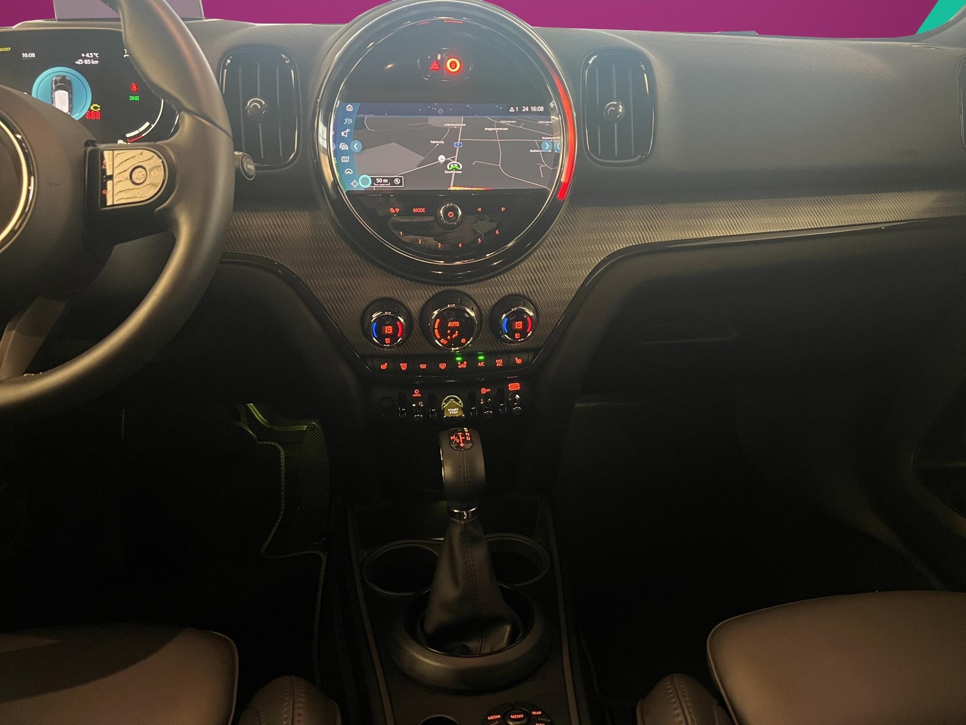 MINI Countryman SE ALL4-image-16