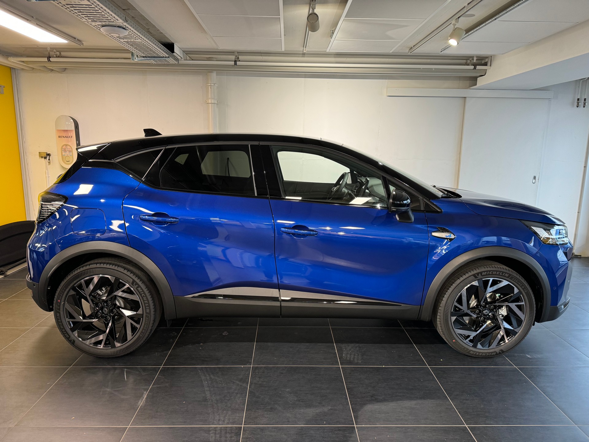 RENAULT CAPTUR E-TECH FULL HYBRID esprit Alpine E-Tech 160-image-1