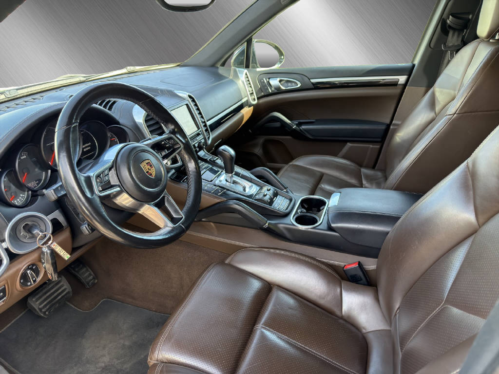 PORSCHE Cayenne 3.0 V6 TDI TipT **Inkl. AHK**-image-8