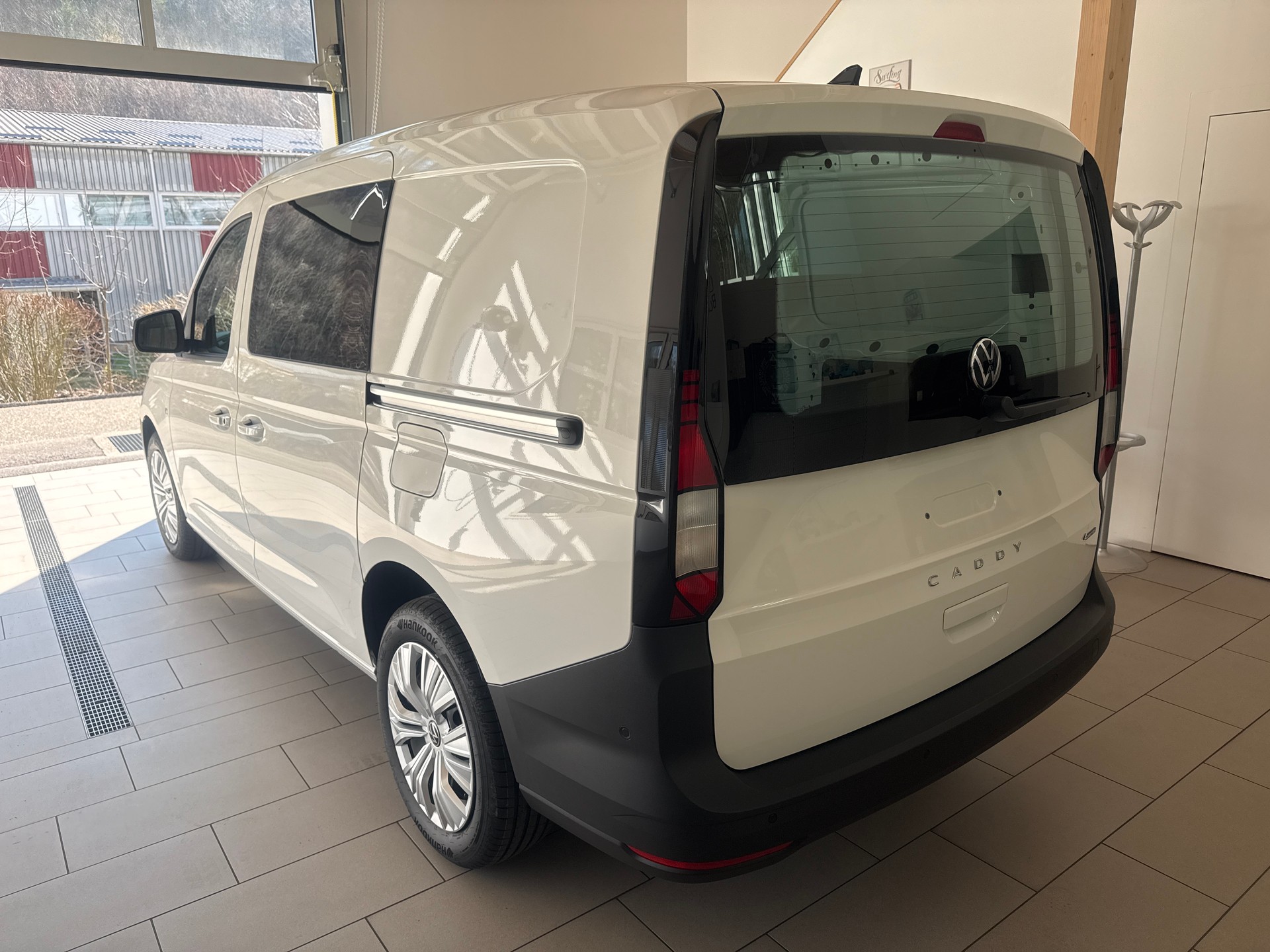 VW Caddy Maxi Kaw. 2.0 TDI 122 BlueMT 4motion-image-2